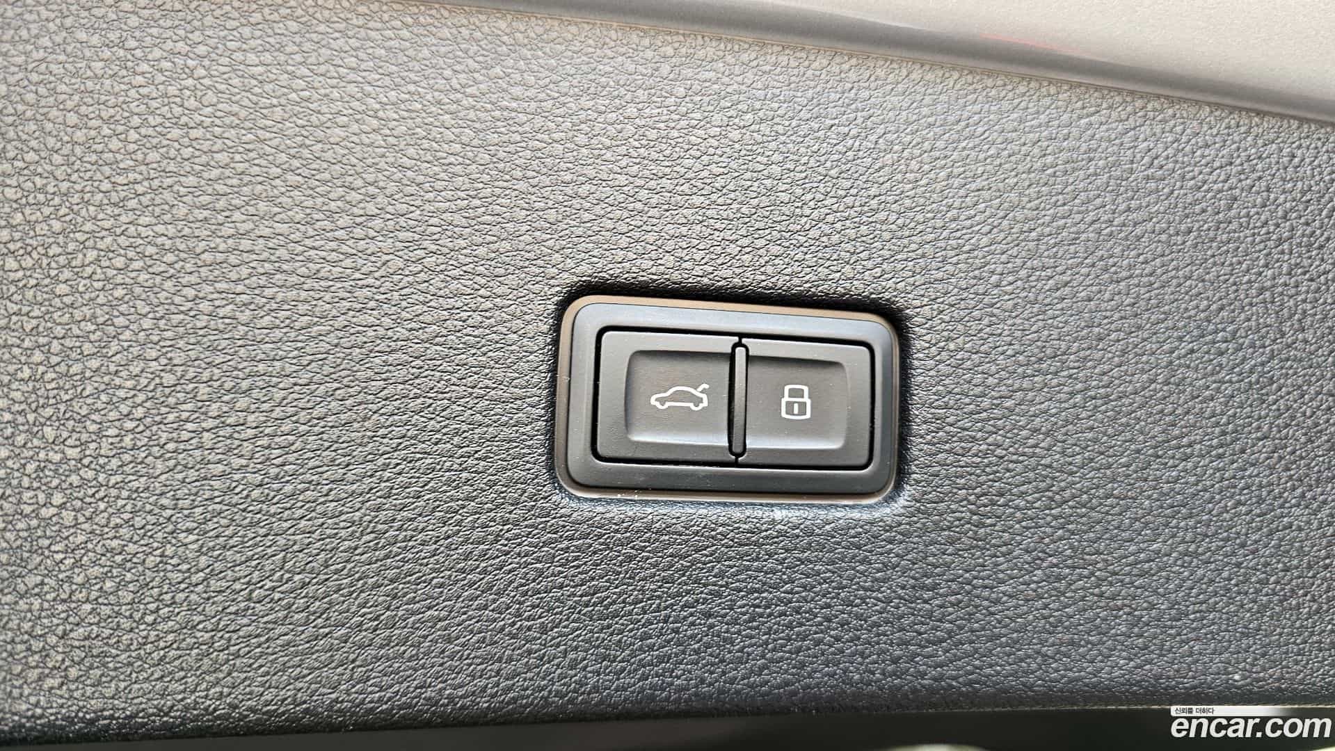 Q8 Audi 2021.7-OPTION-046