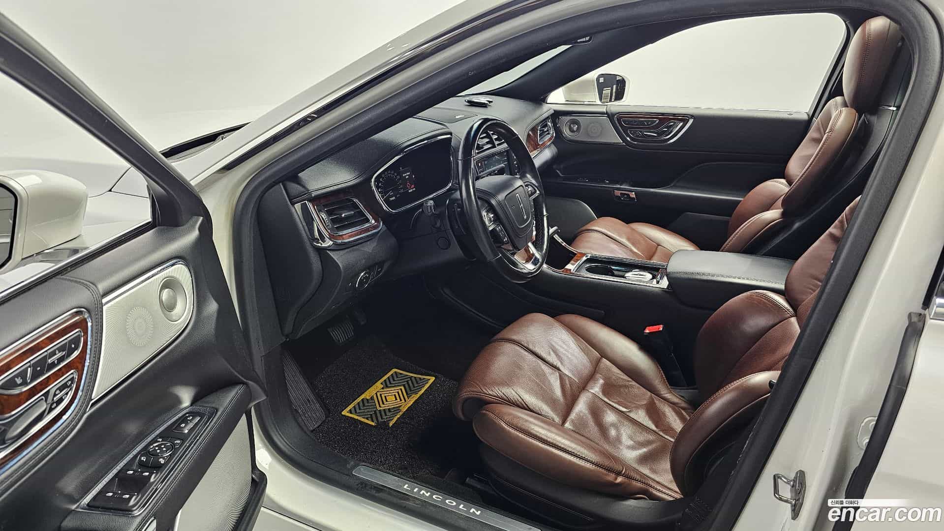 Continental Lincoln 2019.2-INNER-010