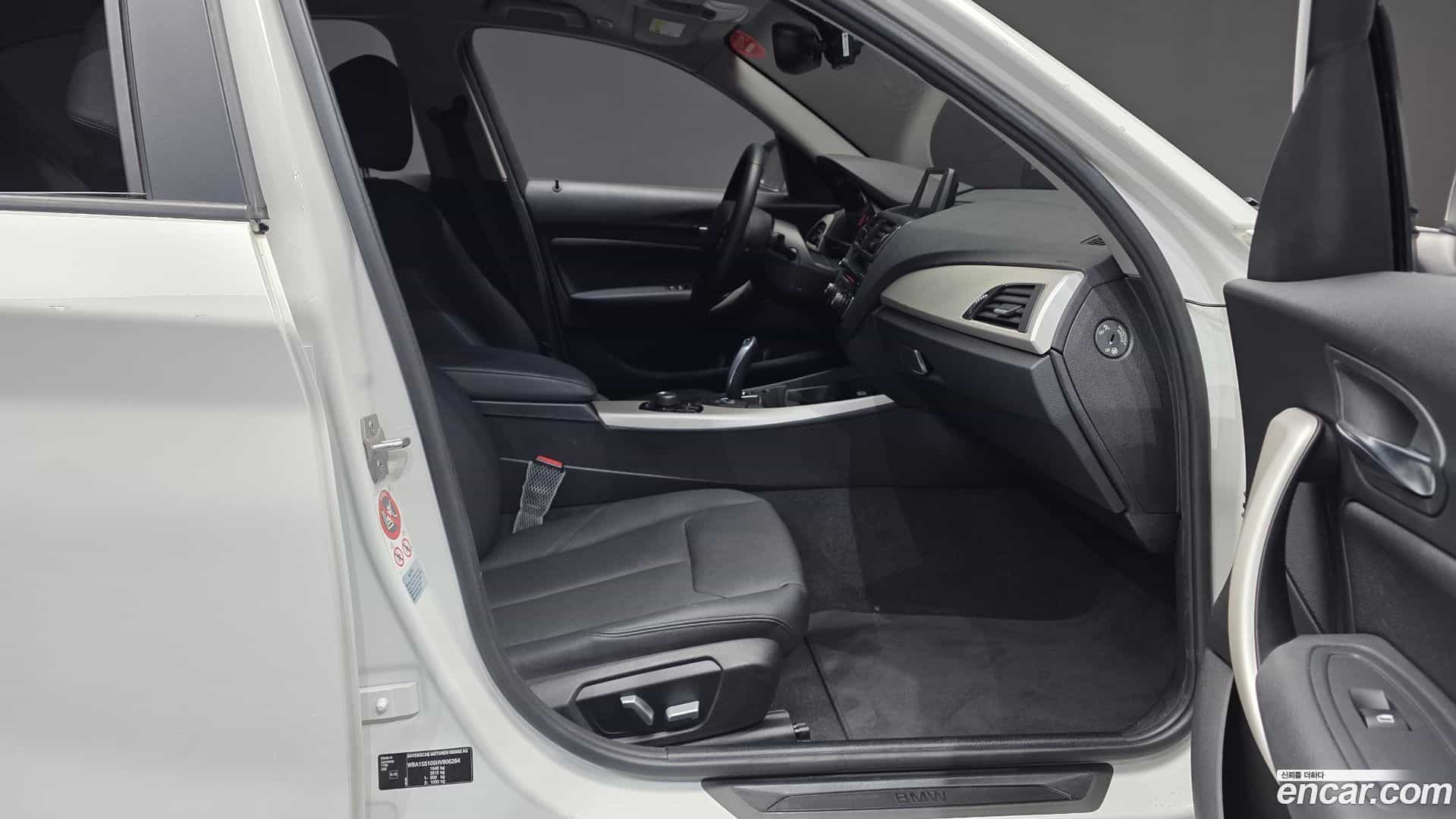 1-Series BMW 2017.4-INNER-036