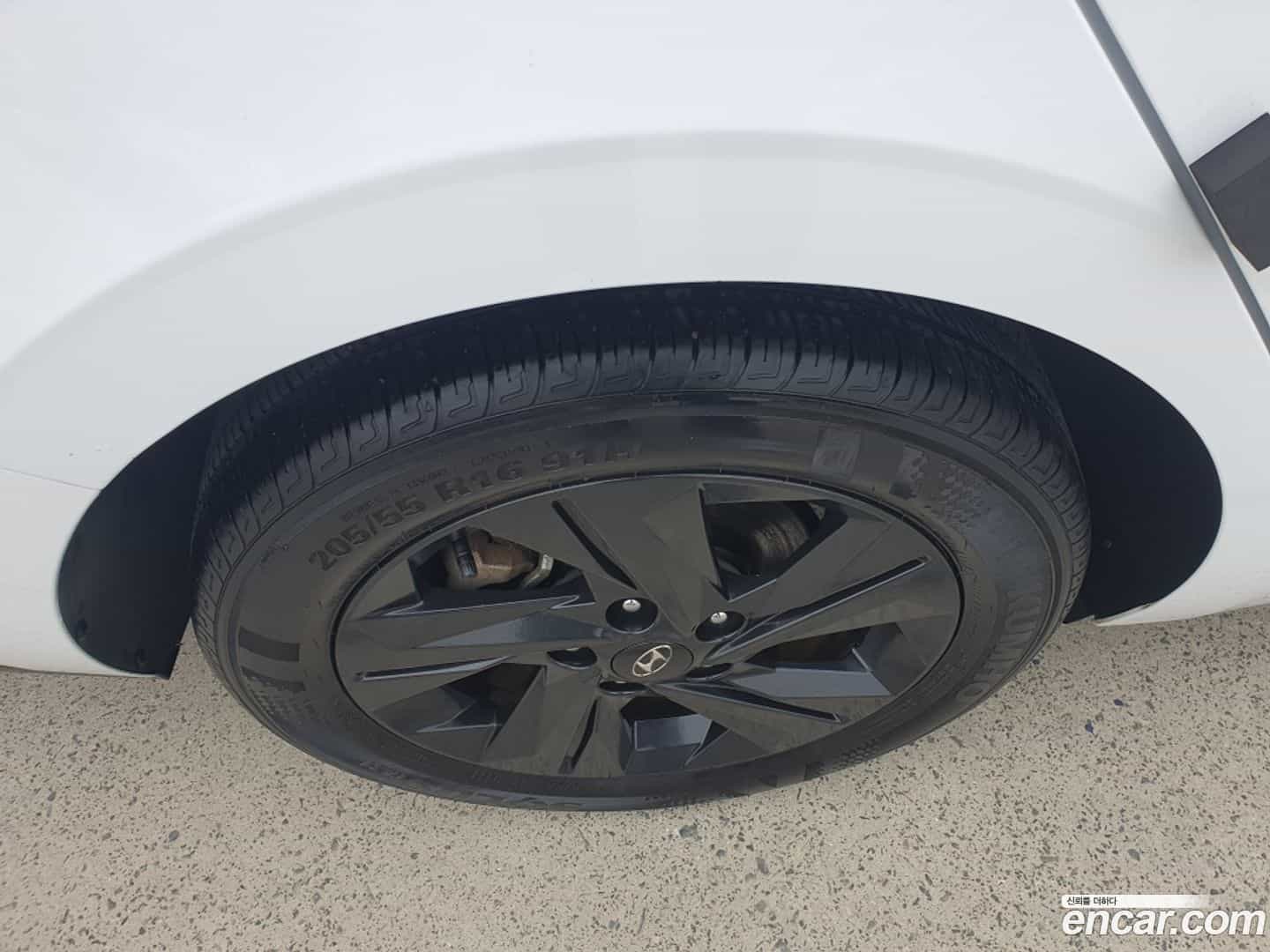 AVANTE Hyundai 2022.9-OPTION-022