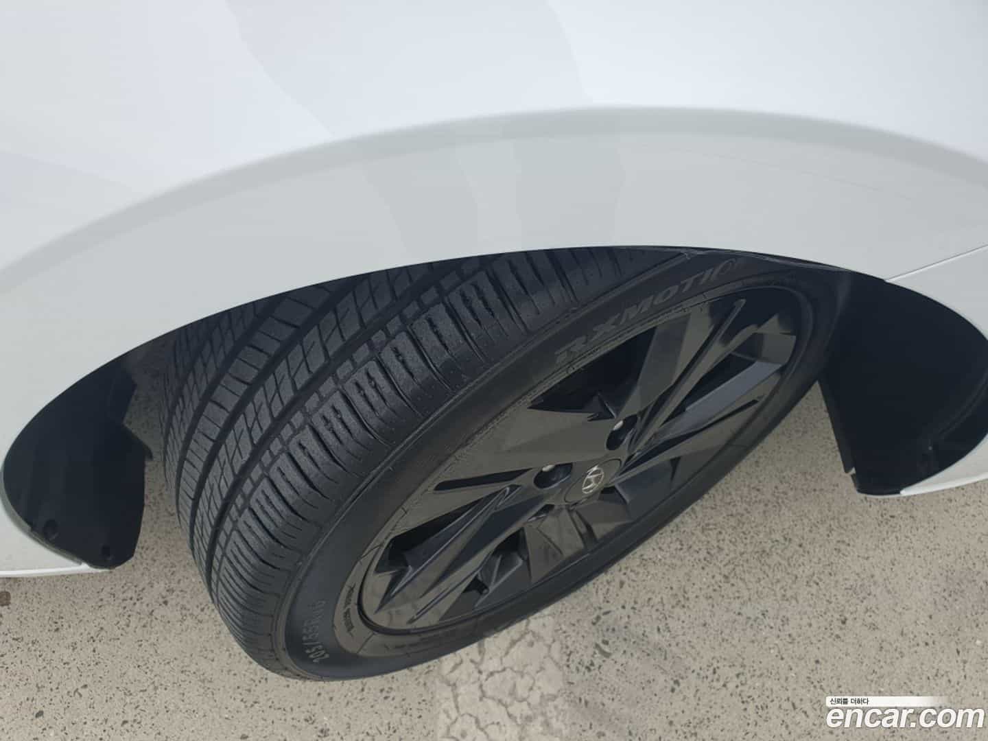 AVANTE Hyundai 2022.9-OPTION-023