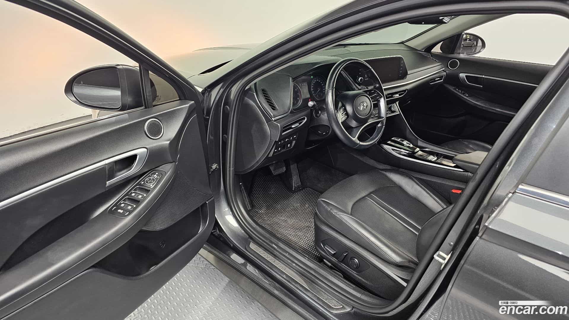 Sonata Hyundai 2020.10-INNER-010