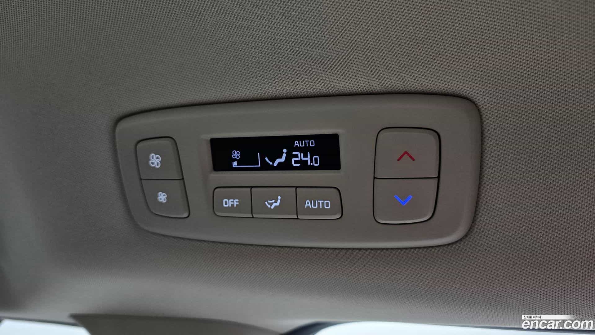 Canival Kia 2024.8-OPTION-047