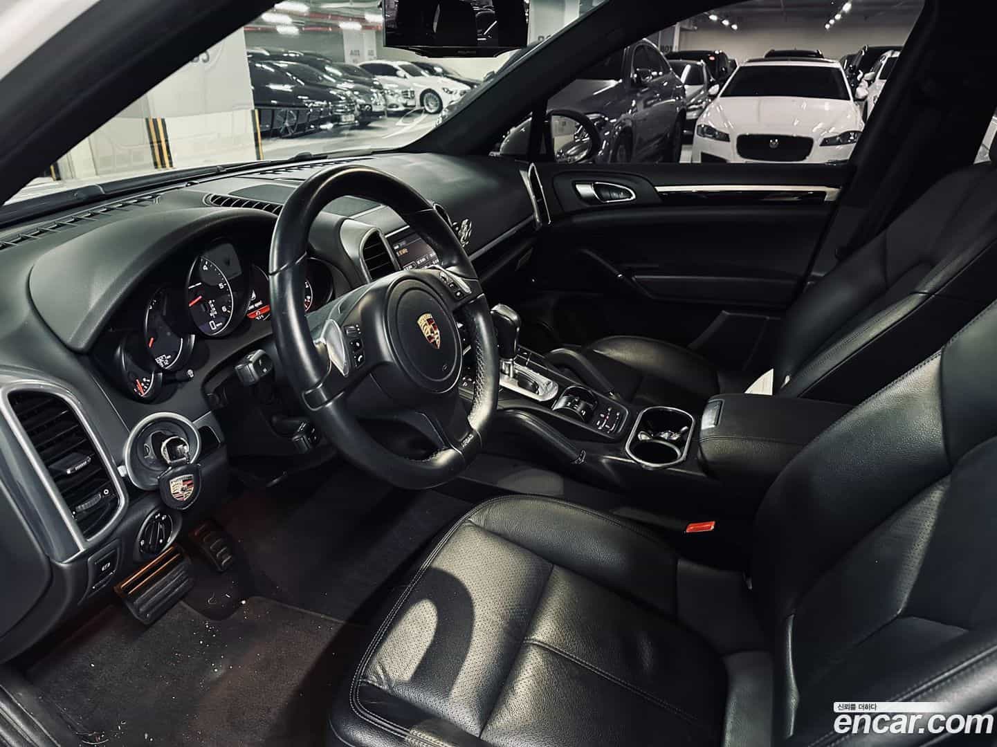 Cayenne Porsche 2013.10-INNER-010