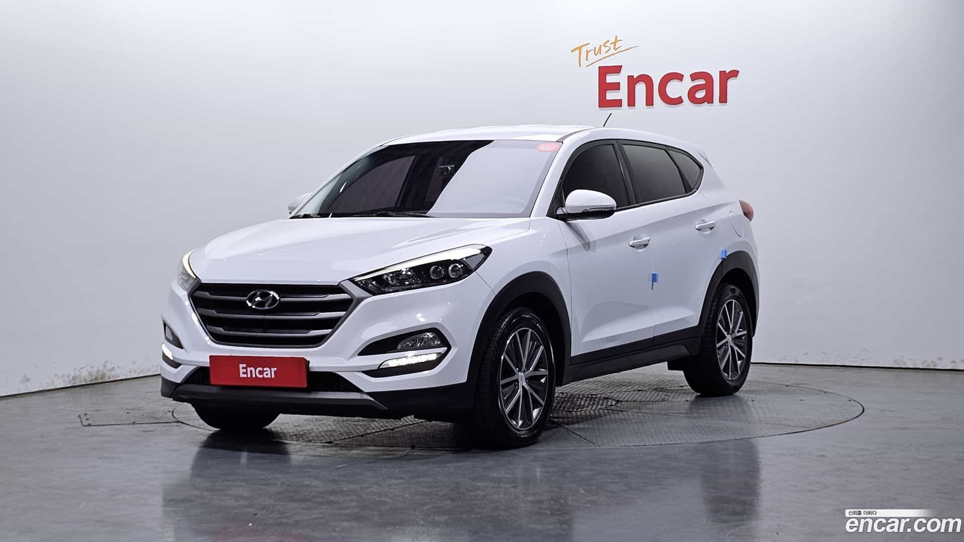 Tucson Hyundai 2015.3-OUTER-001