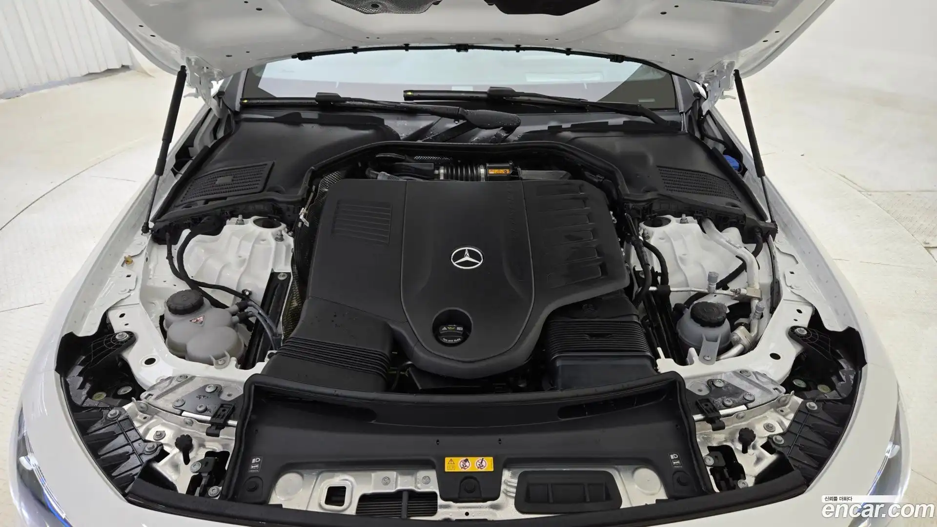 CLE-Class Mercedes-Benz 2025.11-OUTER-006