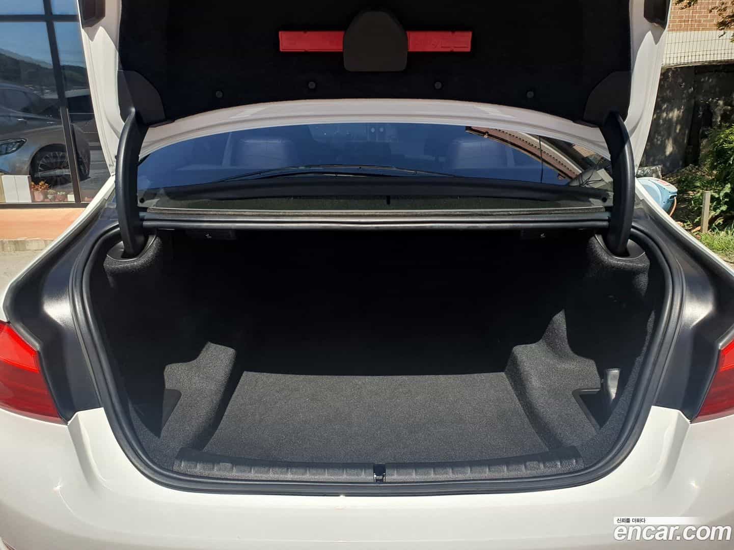 5-Series BMW 2018.5-INNER-010