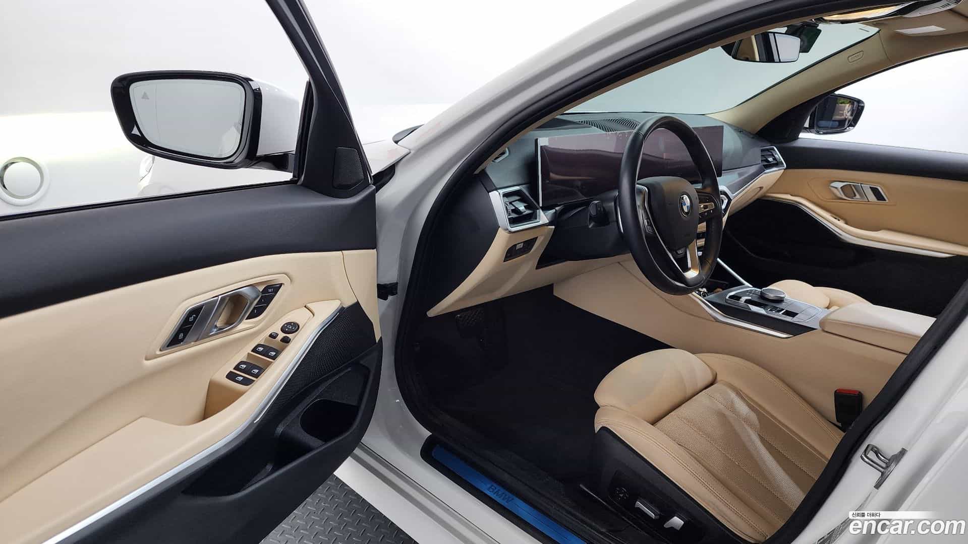 3-Series BMW 2023.5-INNER-010