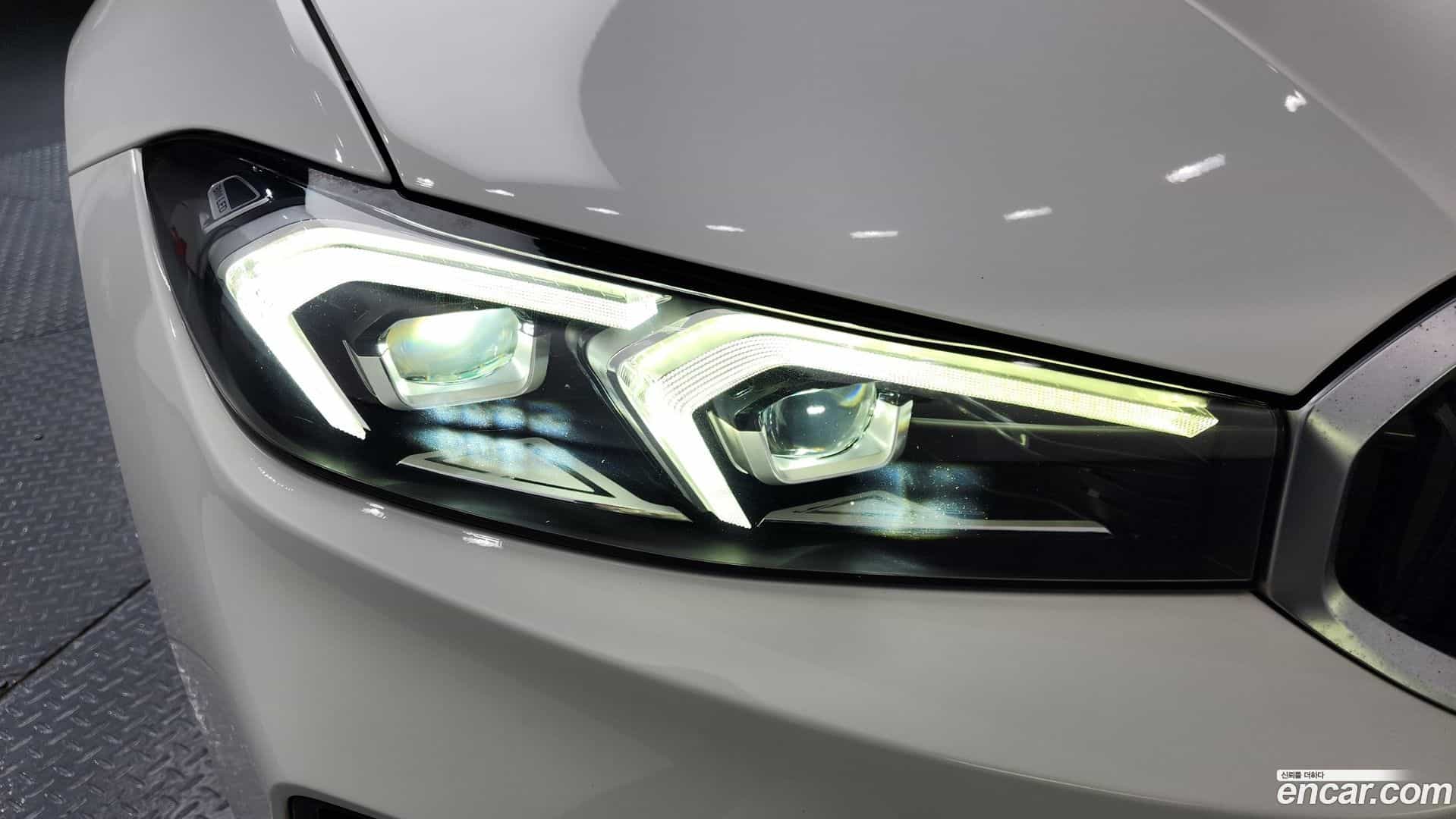 3-Series BMW 2023.5-OUTER-032