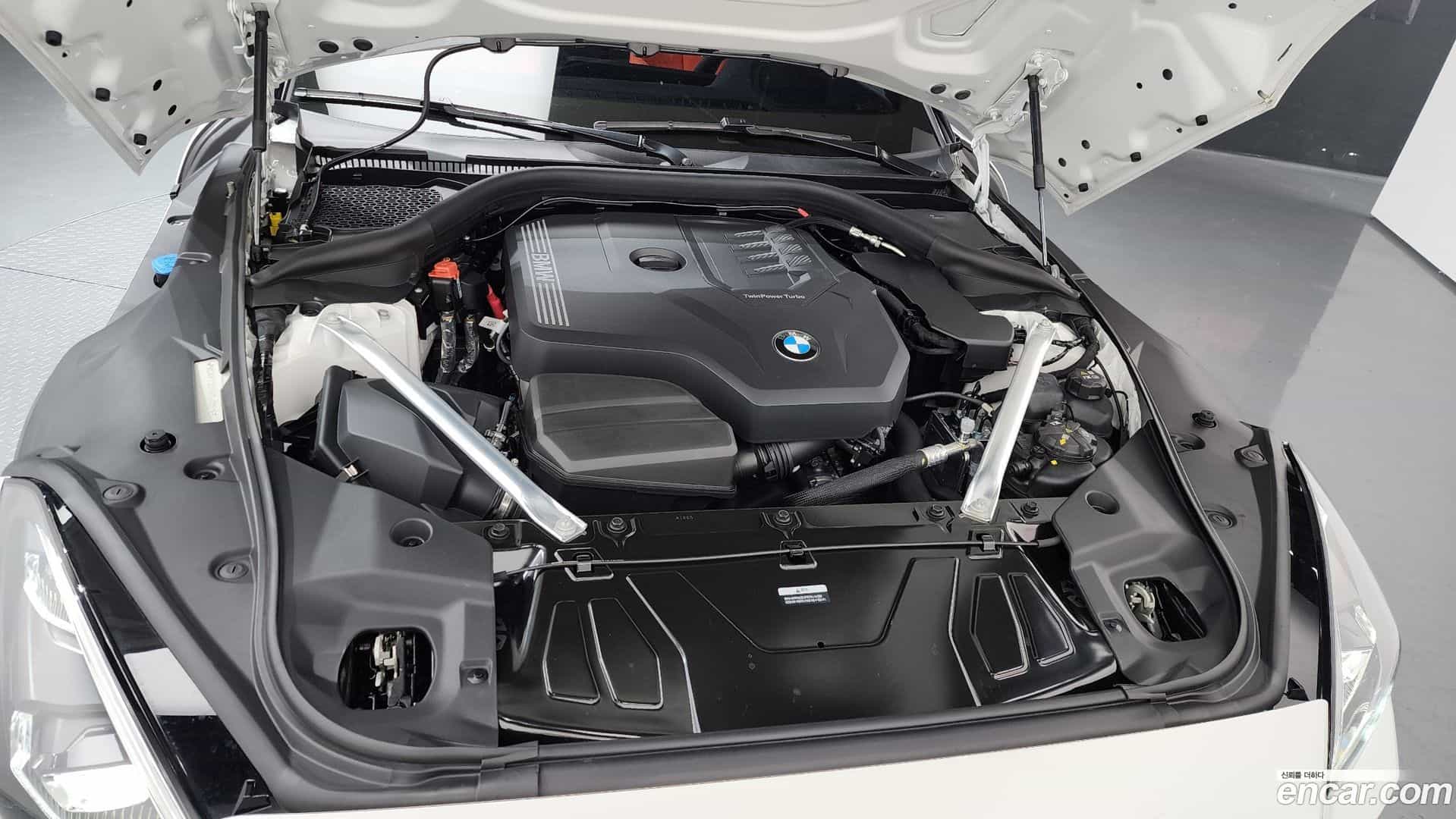 Z4 BMW 2025.9-OUTER-006
