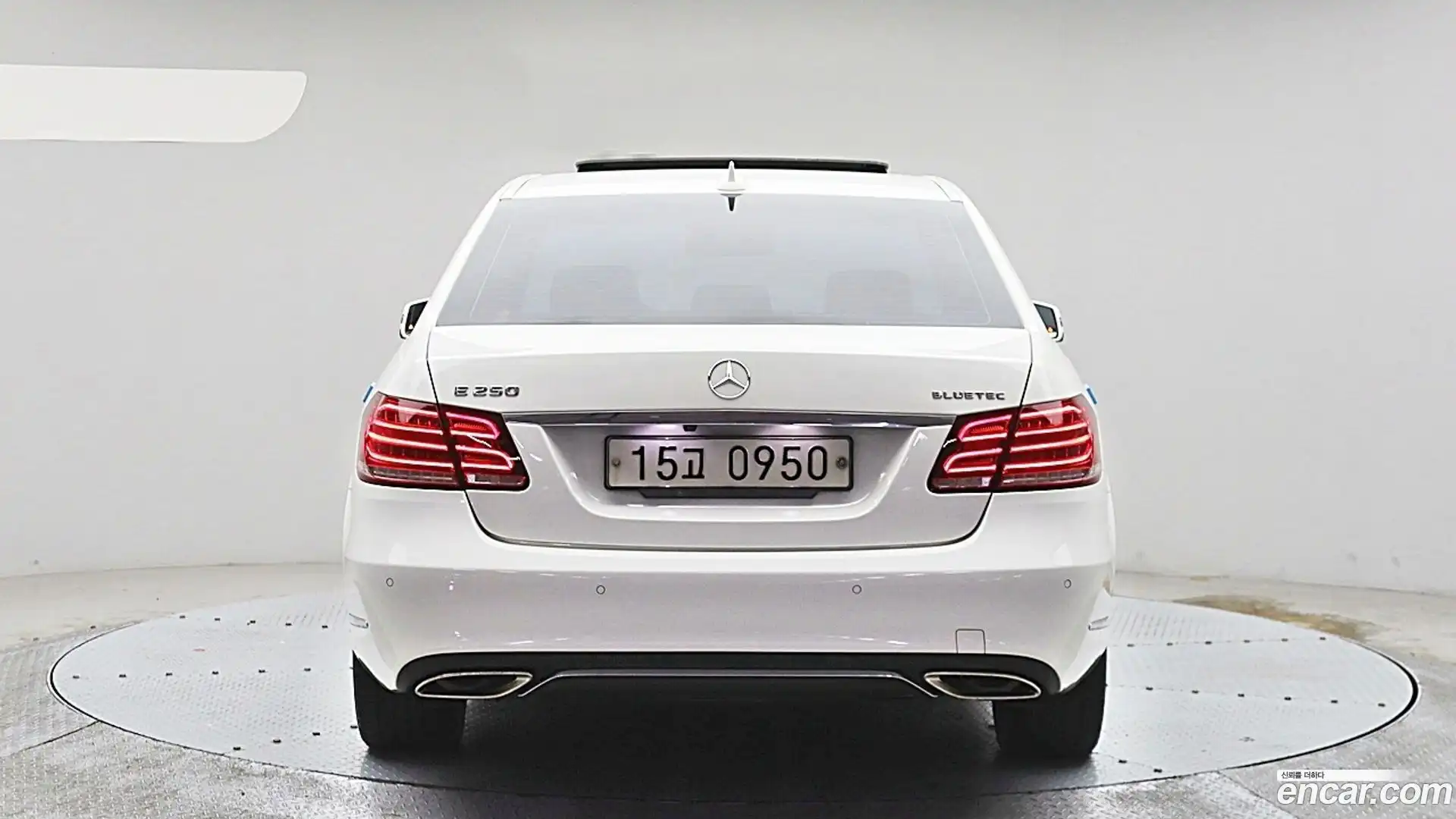 E-Class Mercedes-Benz 2016.2-OUTER-004