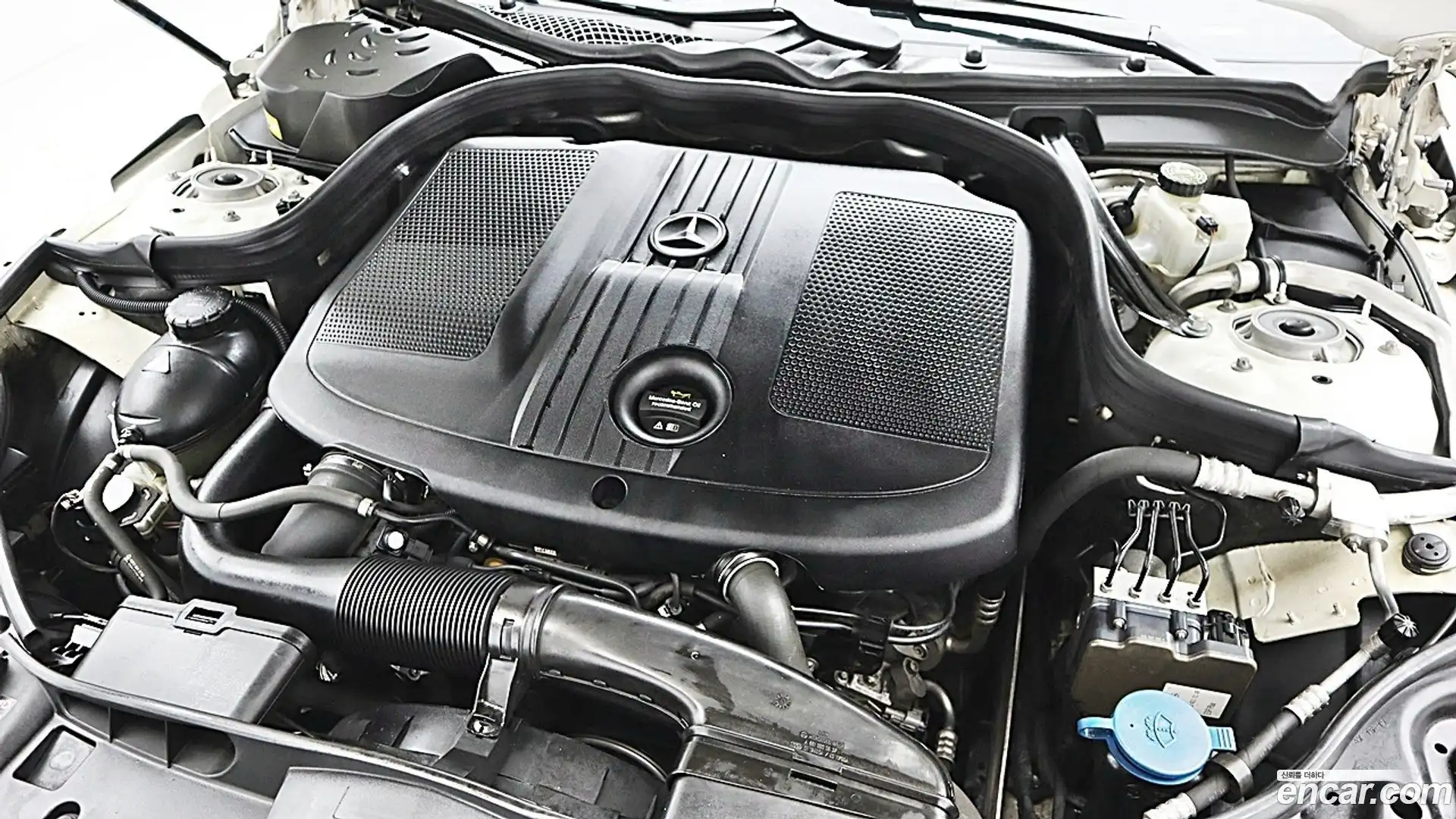 E-Class Mercedes-Benz 2016.2-OUTER-006