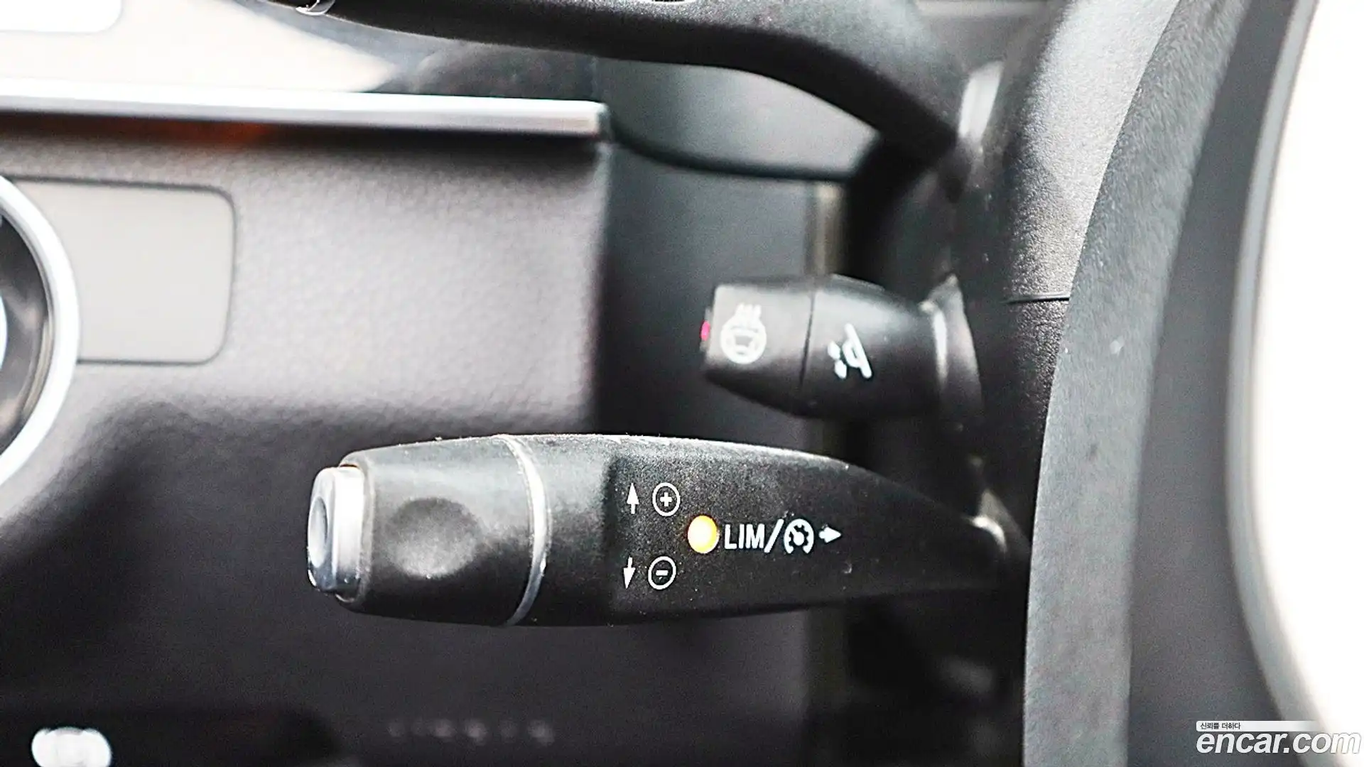 E-Class Mercedes-Benz 2016.2-OPTION-015