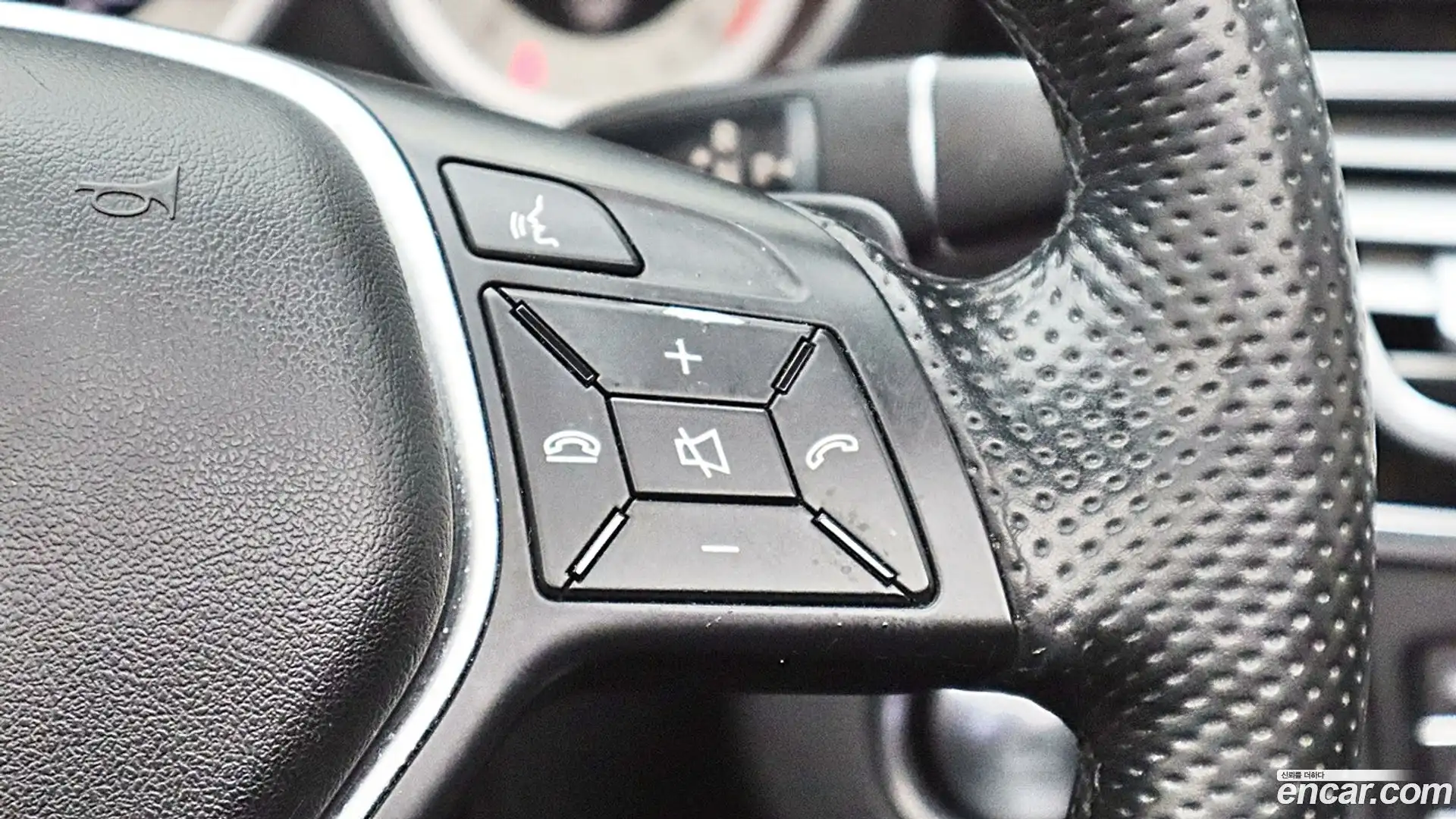 E-Class Mercedes-Benz 2016.2-OPTION-017