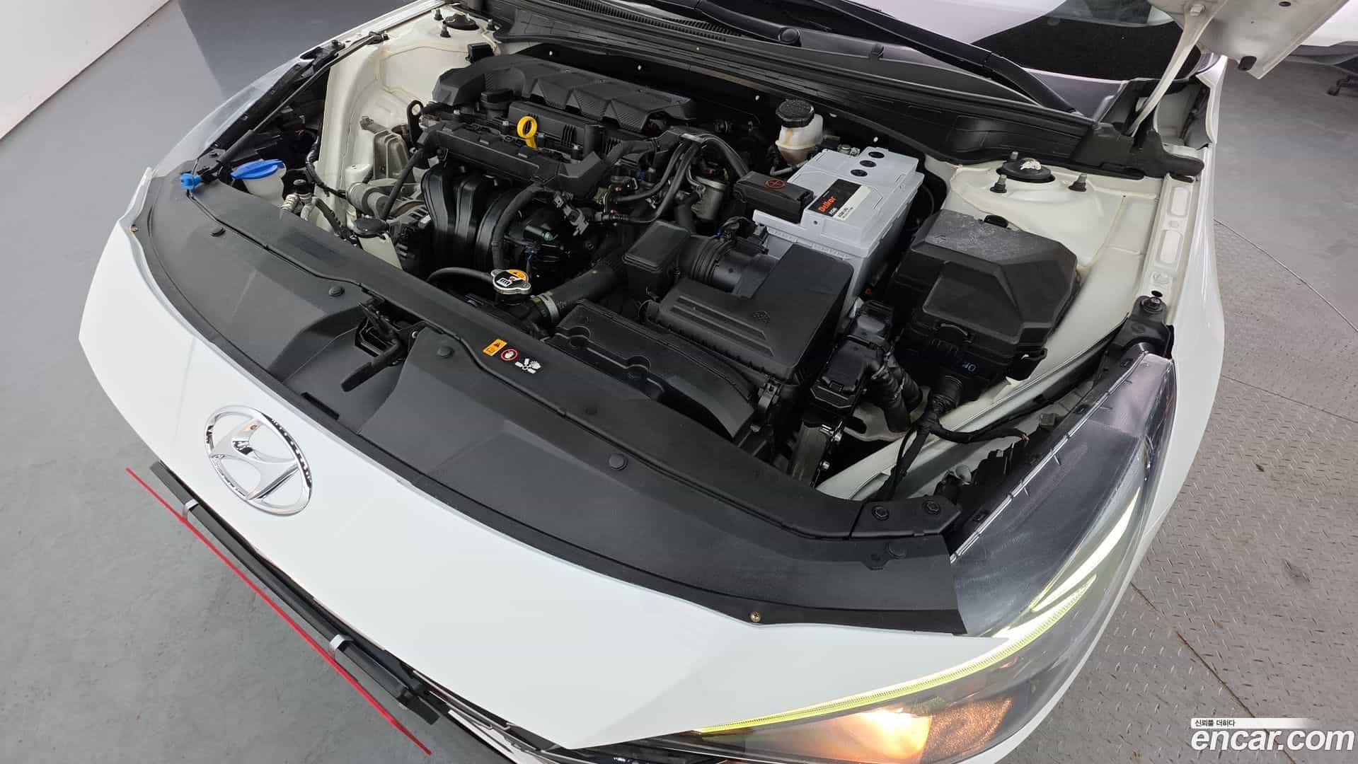 AVANTE Hyundai 2021.6-OUTER-006