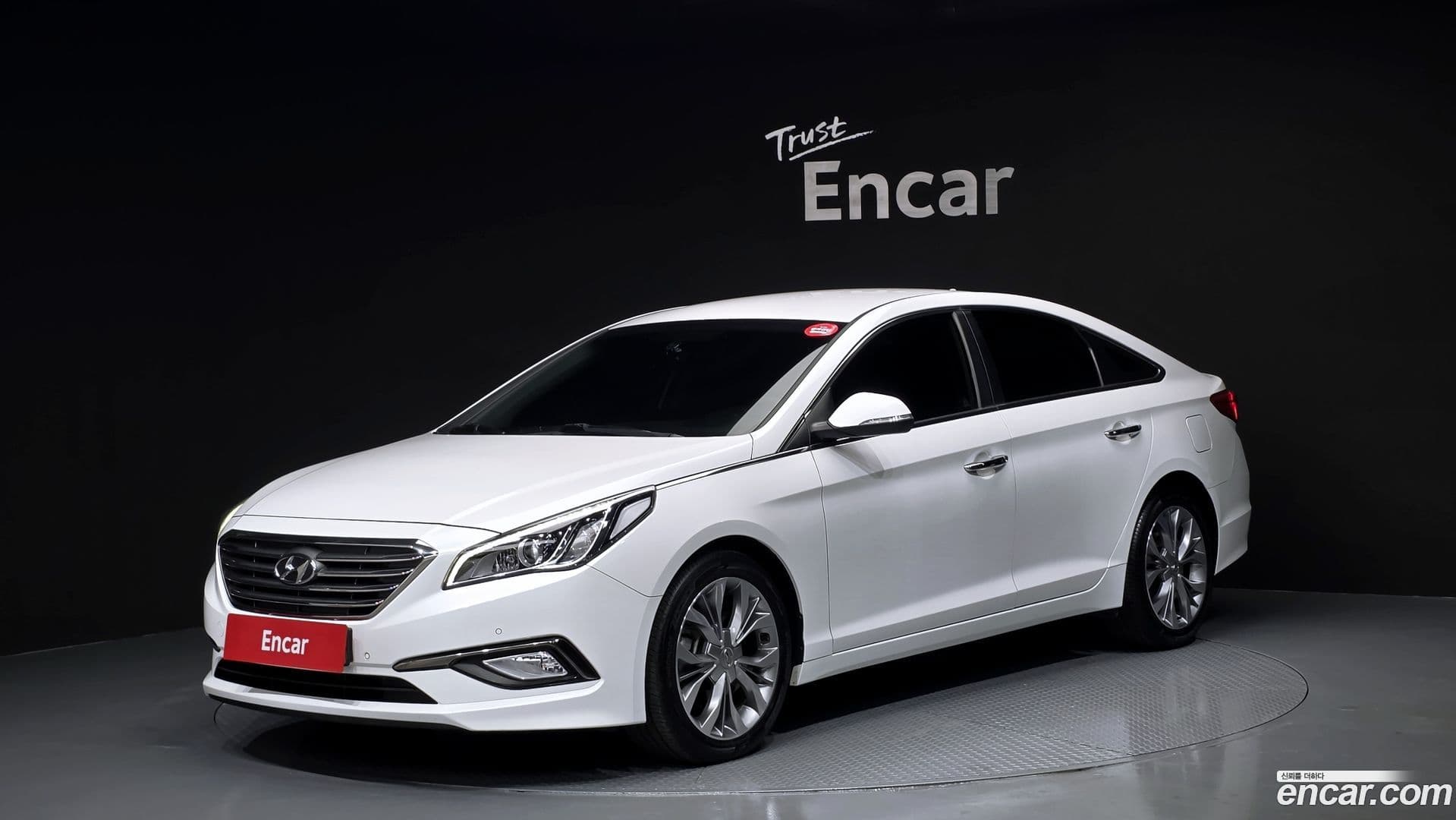 Main__Slider__Photo:Sonata Hyundai 2016.2-0