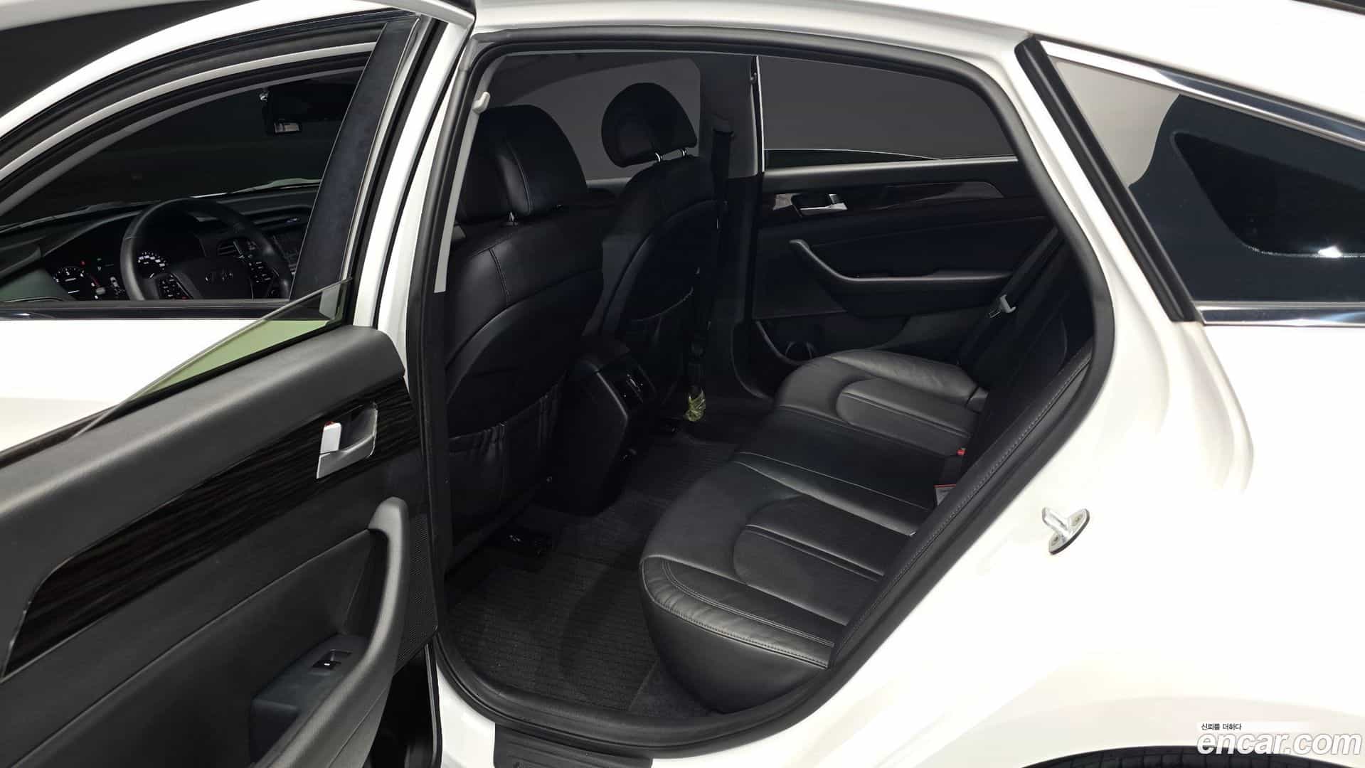 Sonata Hyundai 2016.2-OPTION-016