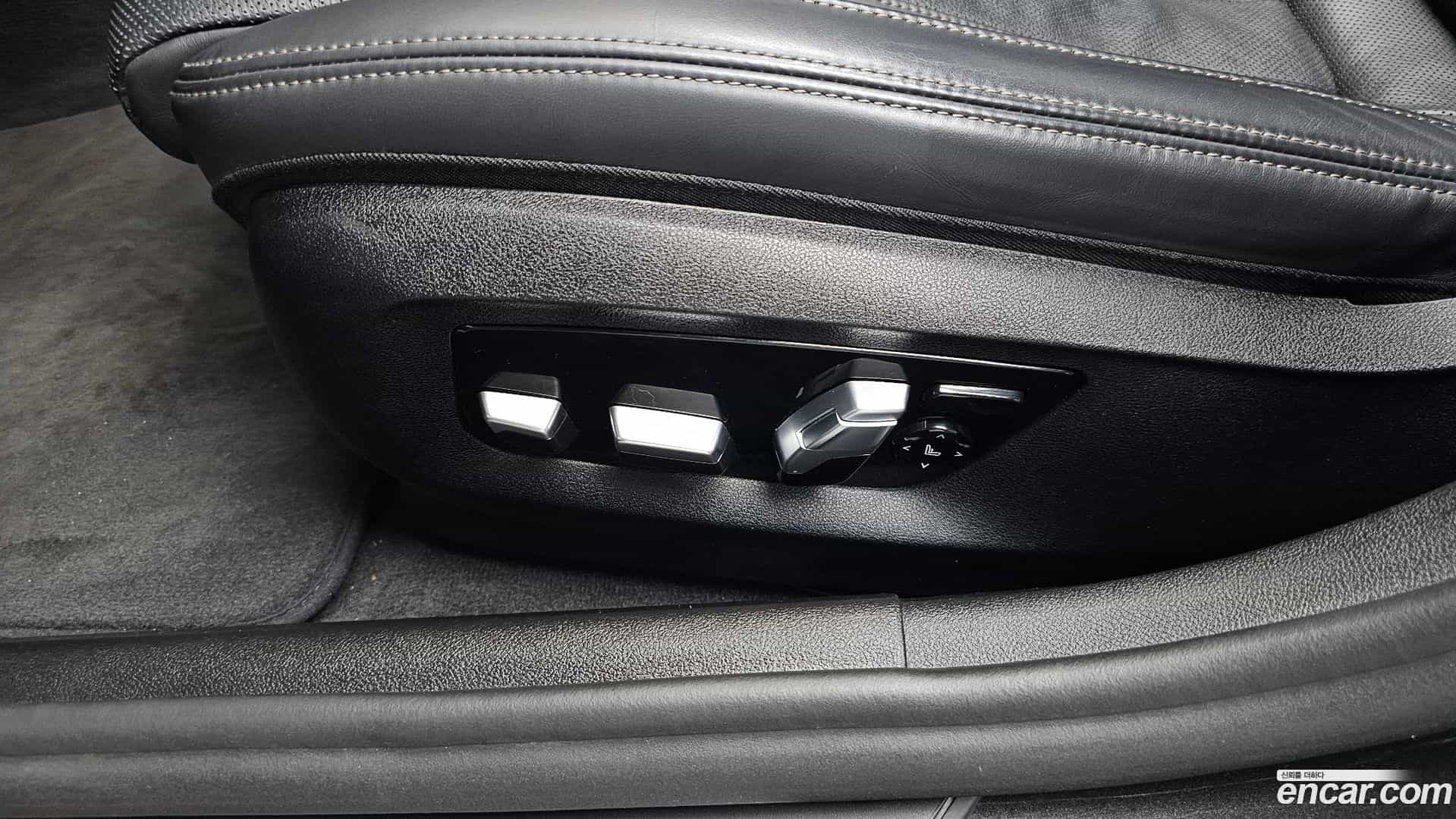 5-Series BMW 2018.4-OPTION-046