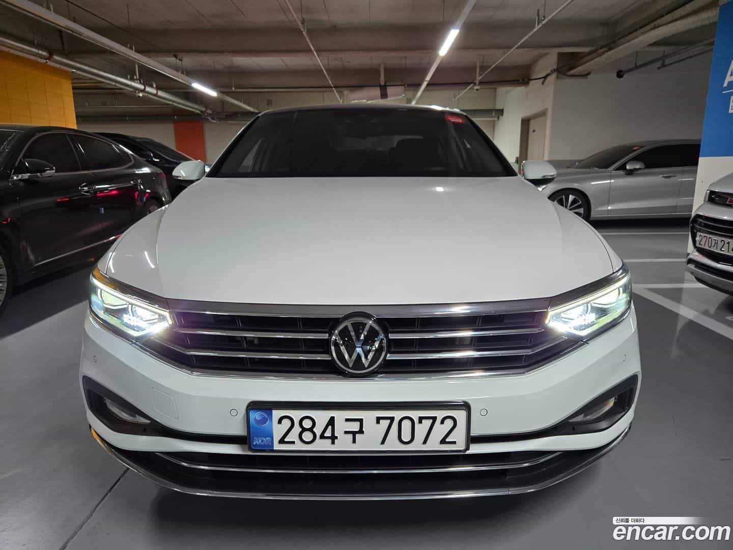 Passat Volkswagen 2022.9-OUTER-002