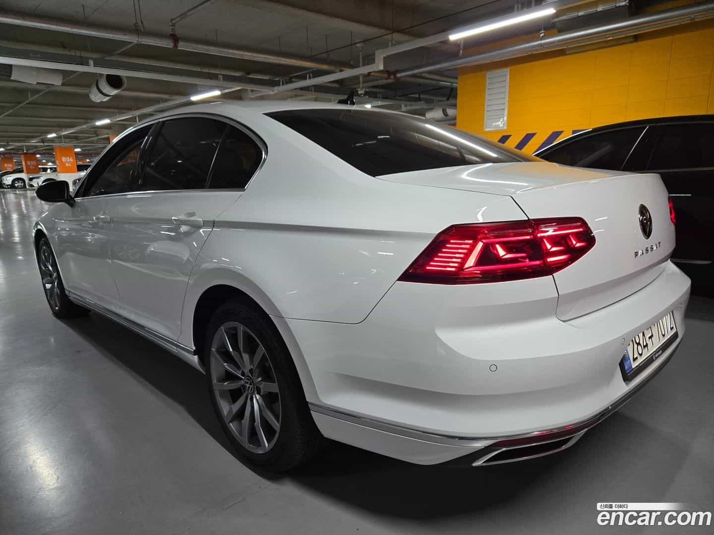 Passat Volkswagen 2022.9-OUTER-004