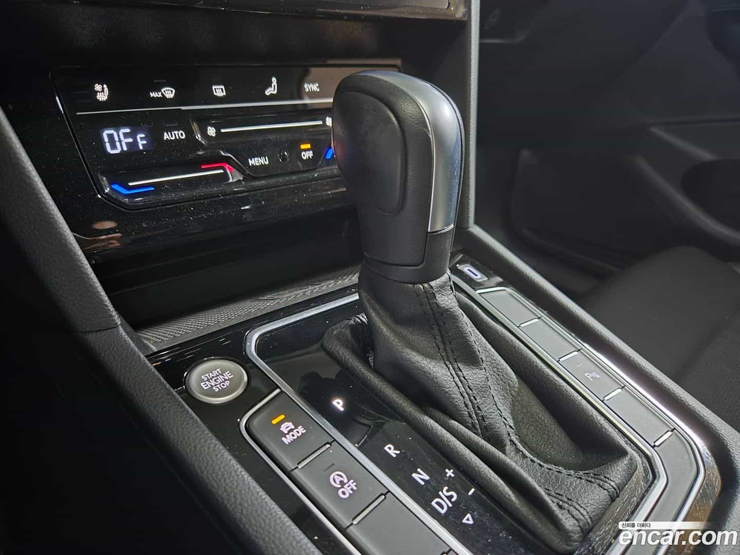 Passat Volkswagen 2022.9-OUTER-005