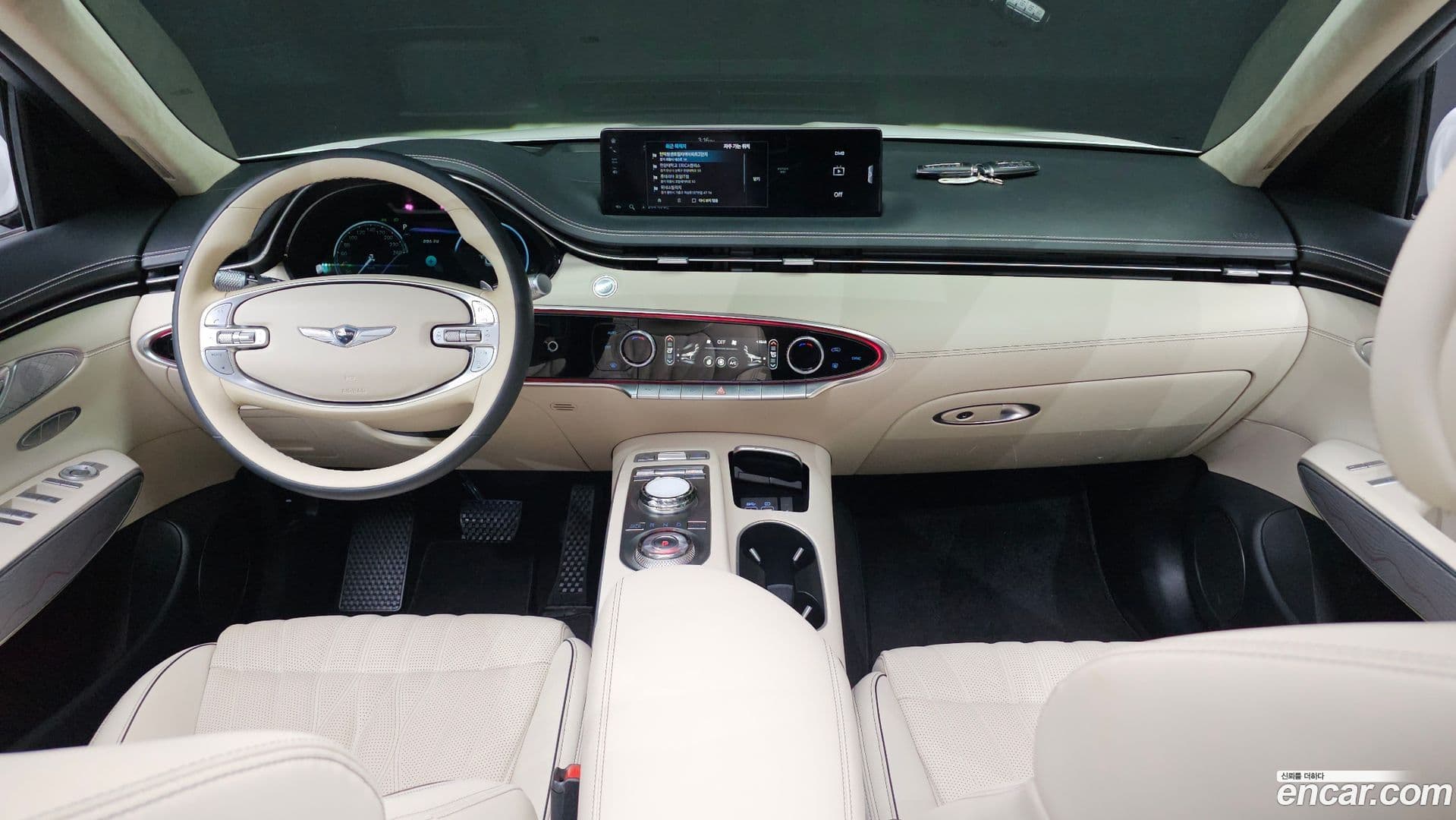 Main__Slider__Photo:GV70 Genesis 2021.9-6