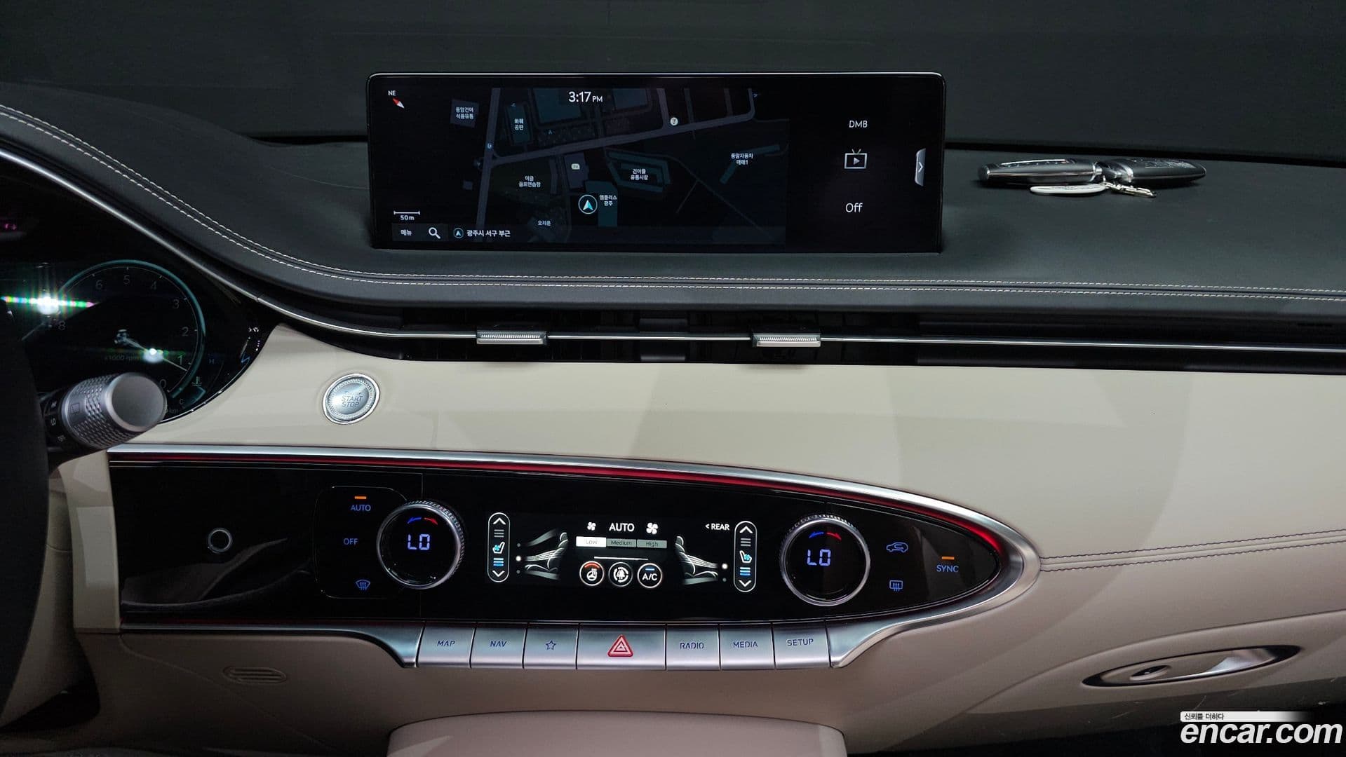 Main__Slider__Photo:GV70 Genesis 2021.9-11