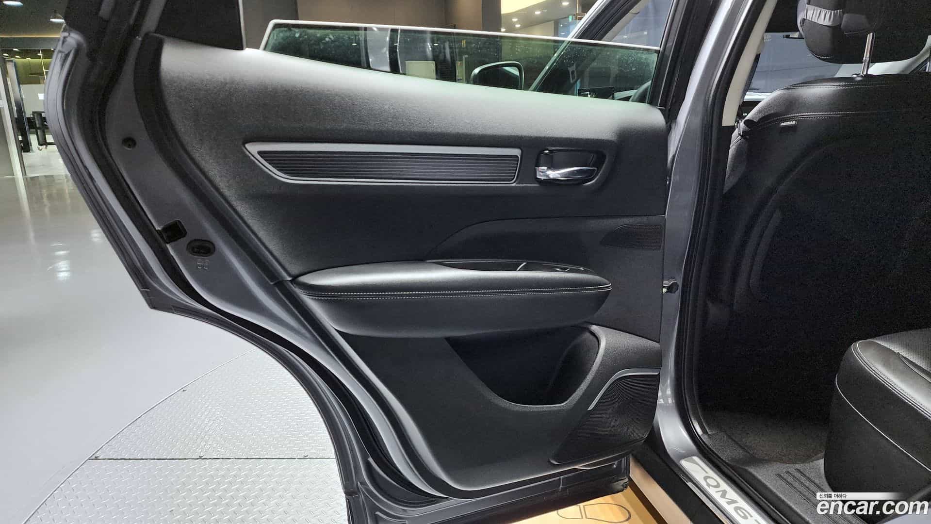 QM6 Renault Korea 2021.1-INNER-035