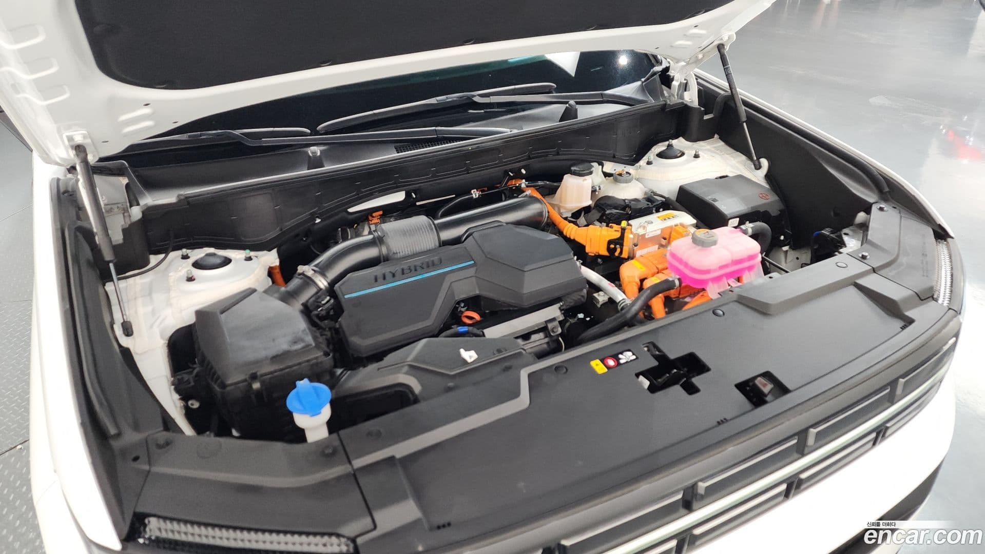 Main__Slider__Photo:Santafe Hyundai 2024.3-5