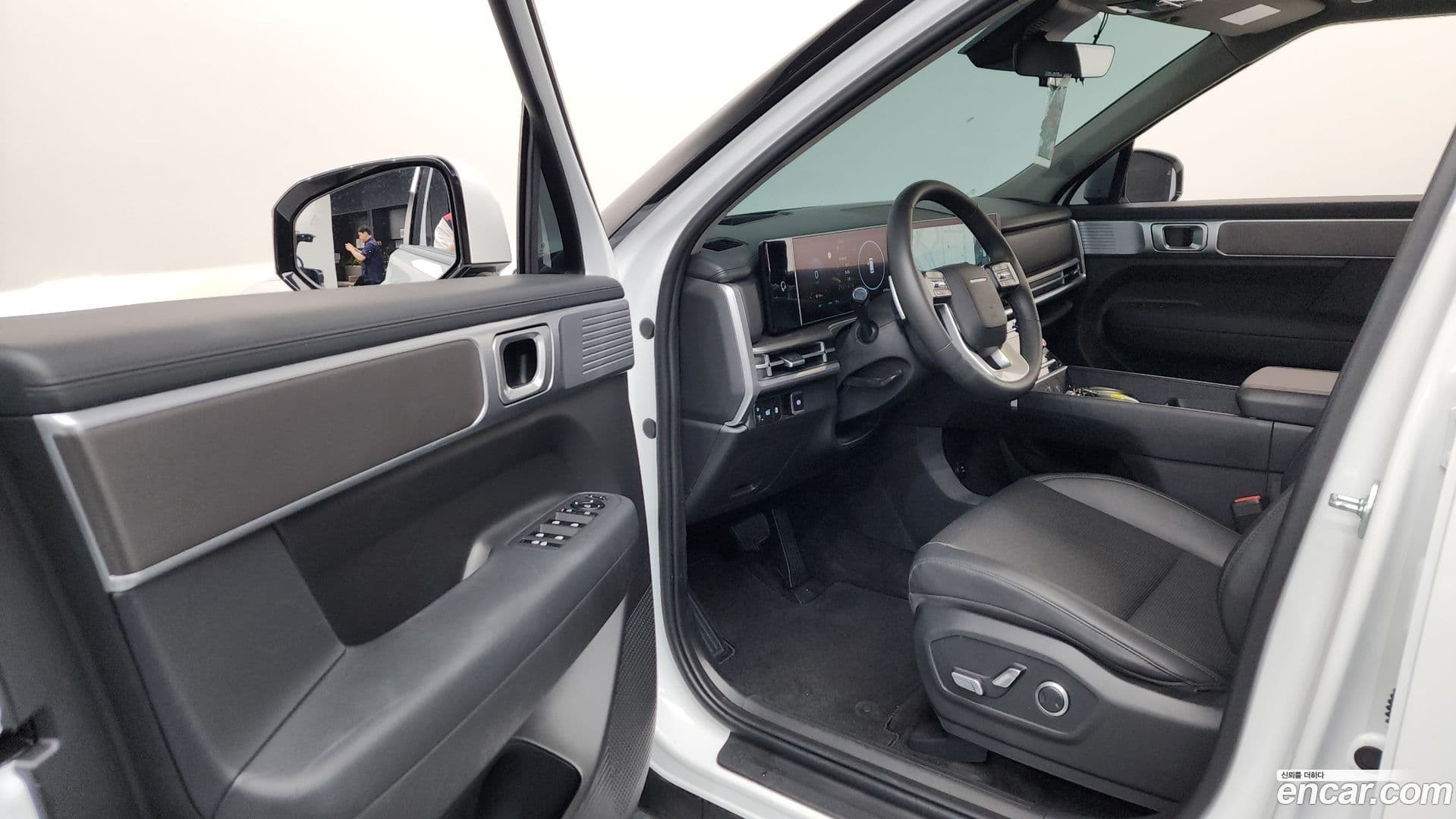 Main__Slider__Photo:Santafe Hyundai 2024.3-9