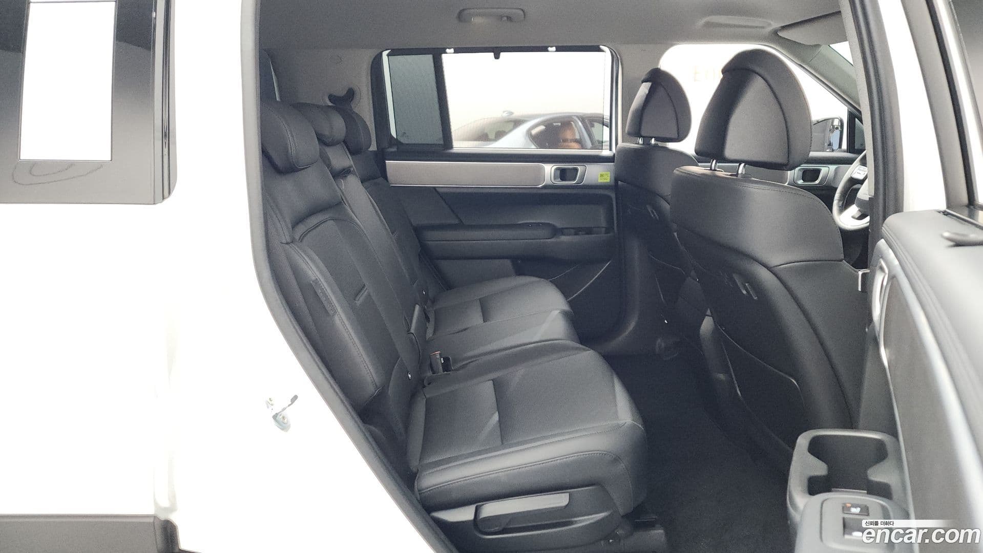 Main__Slider__Photo:Santafe Hyundai 2024.3-10