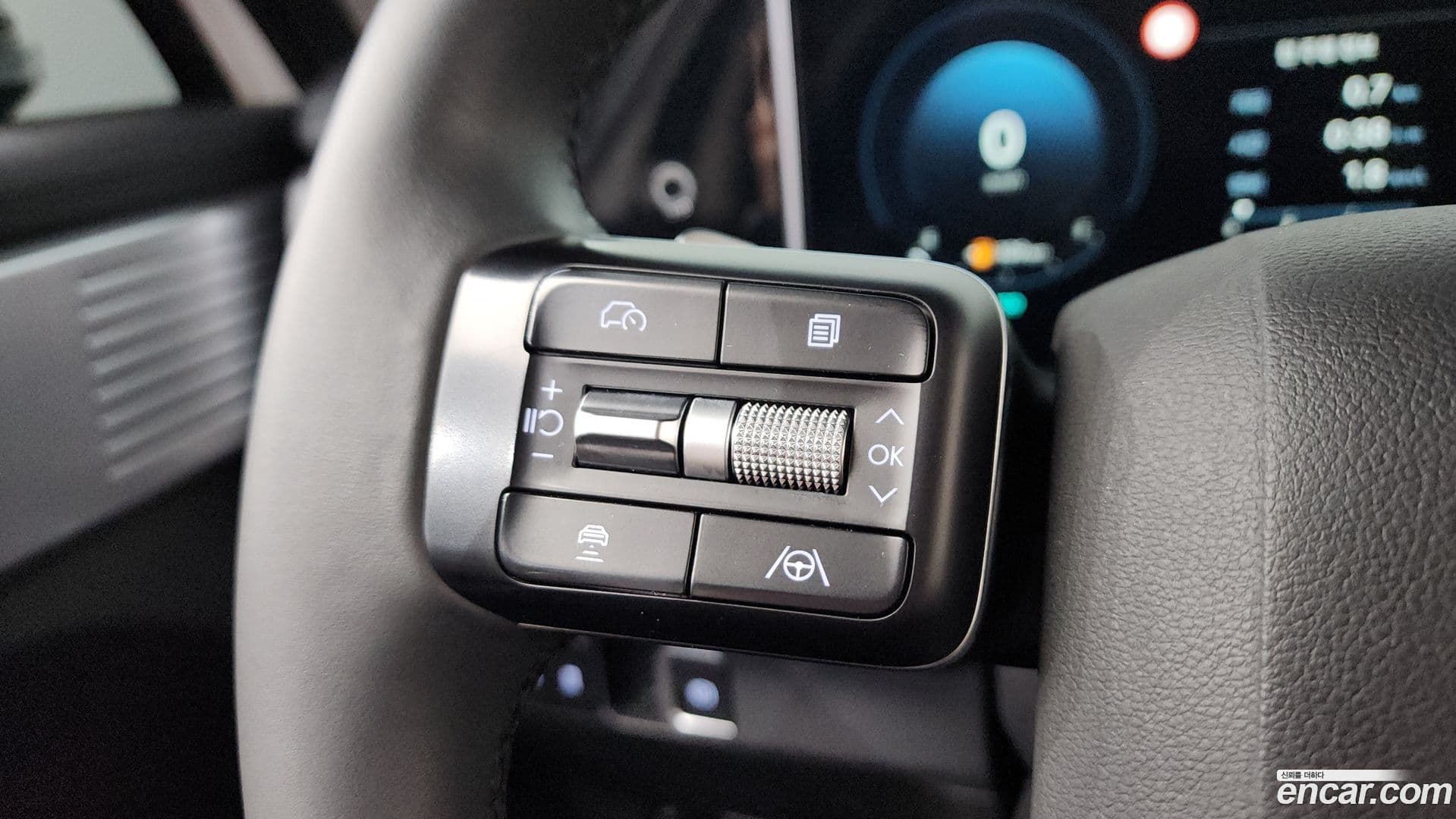 Main__Slider__Photo:Santafe Hyundai 2024.3-16