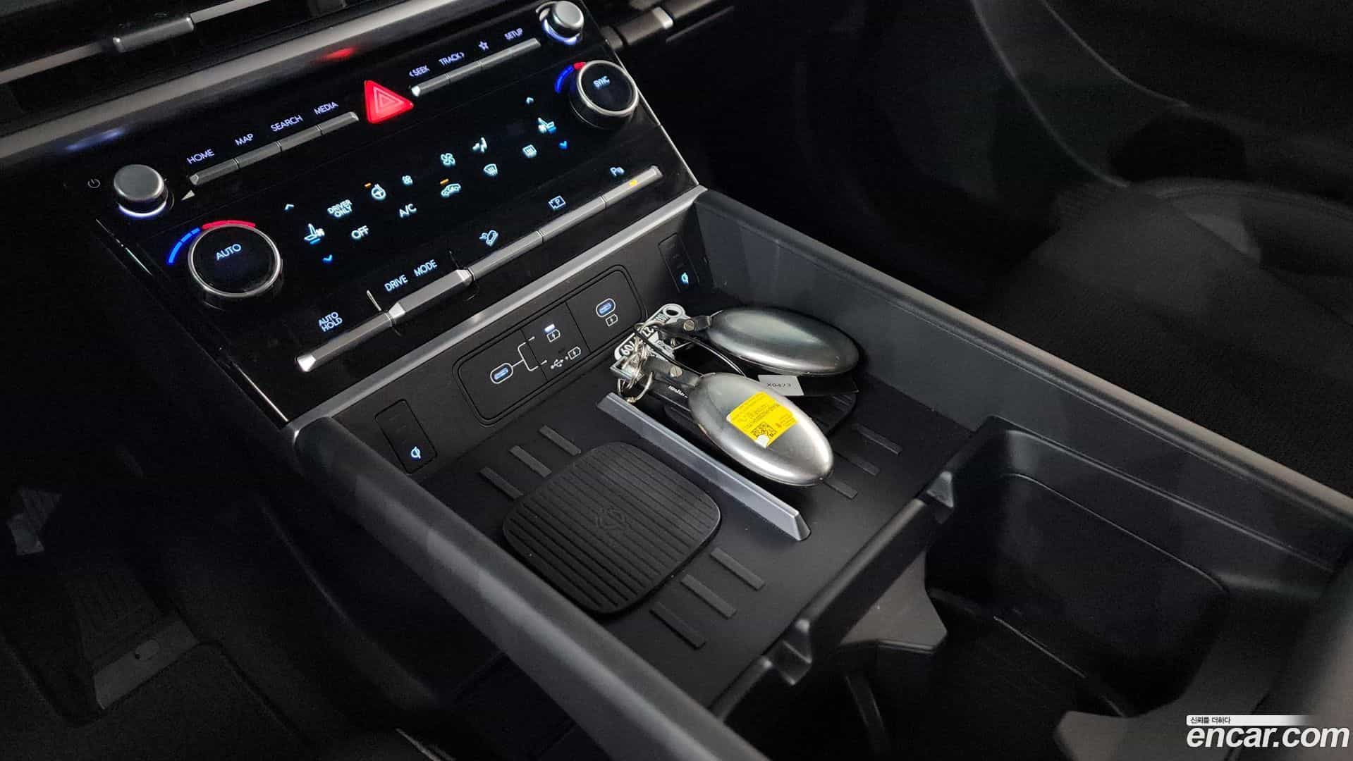 Santafe Hyundai 2024.3-OPTION-043