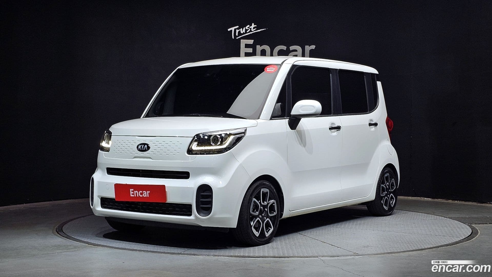 Main__Slider__Photo:RAY Kia 2020.9-0
