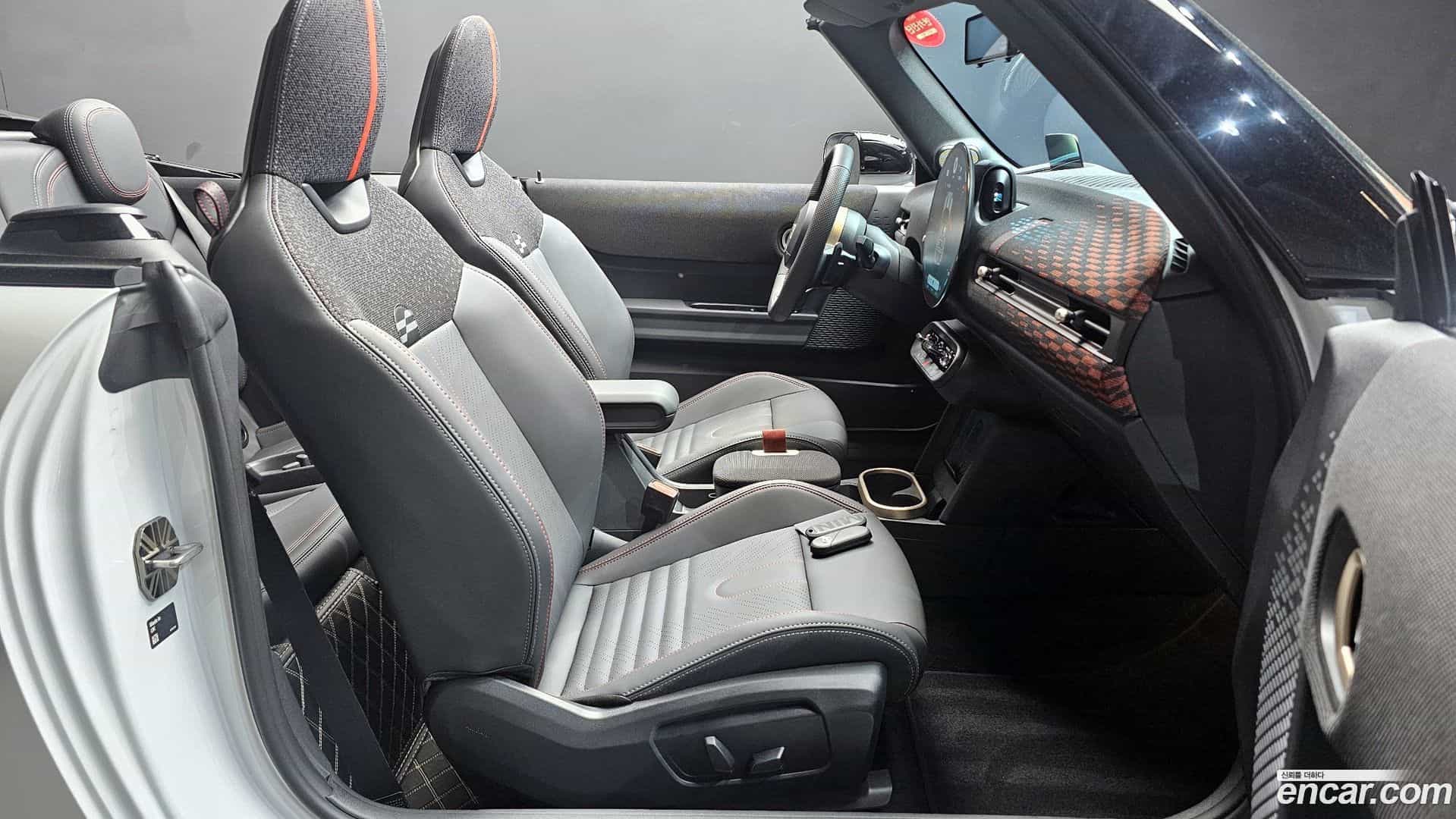 Cooper Convertible Mini 2026.1-OPTION-015