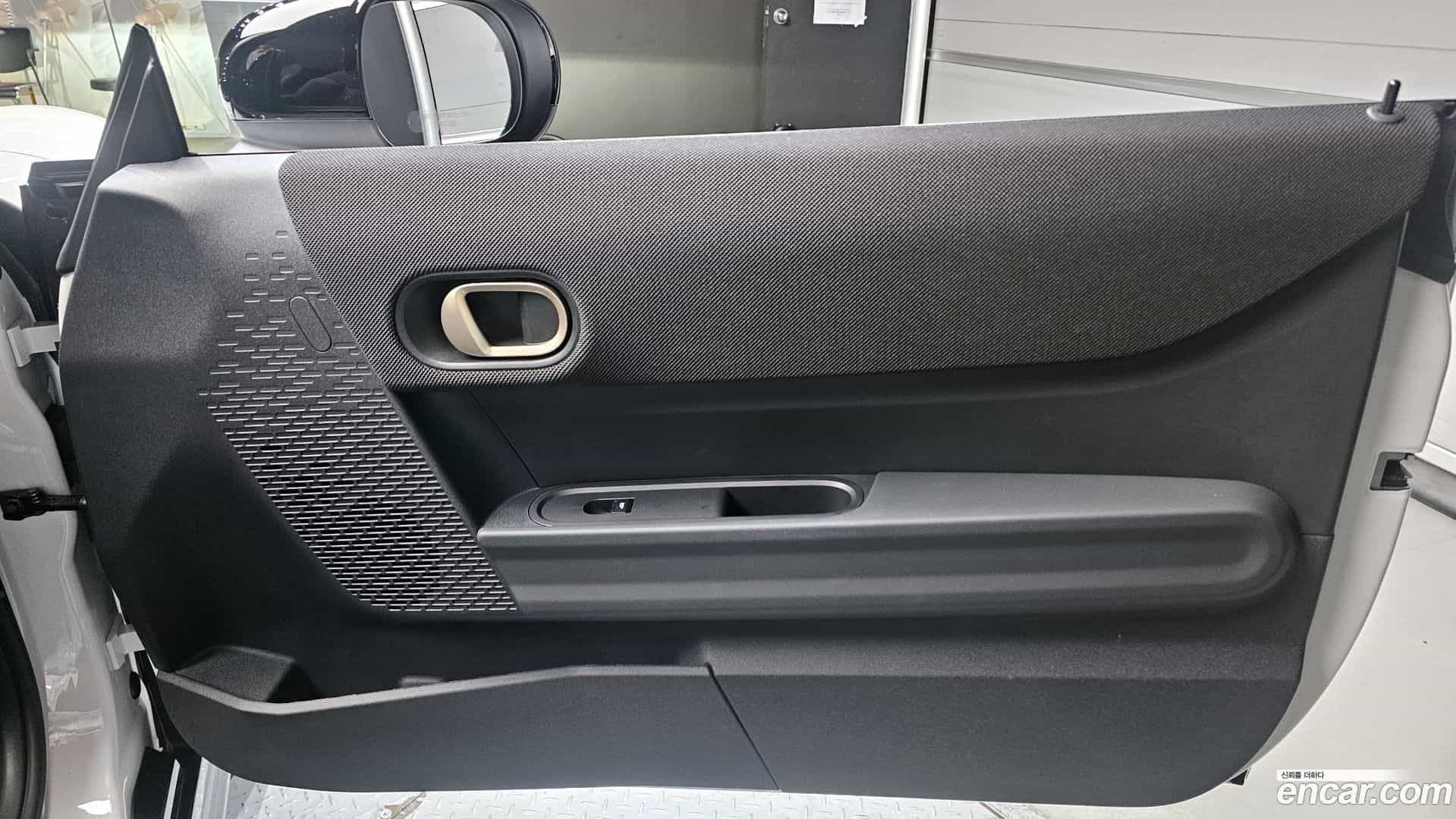 Cooper Convertible Mini 2026.1-INNER-035