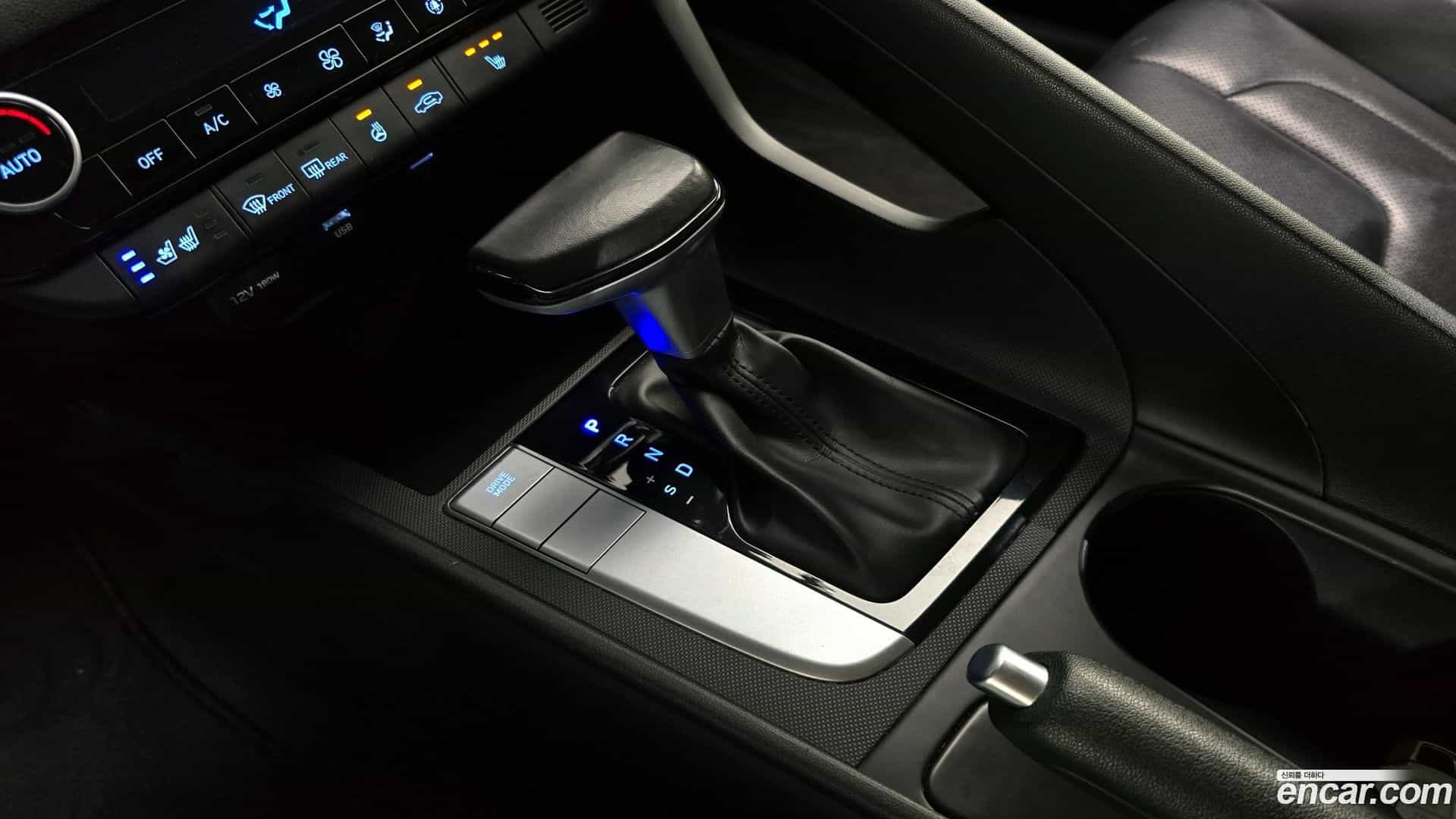 AVANTE Hyundai 2020.9-INNER-009