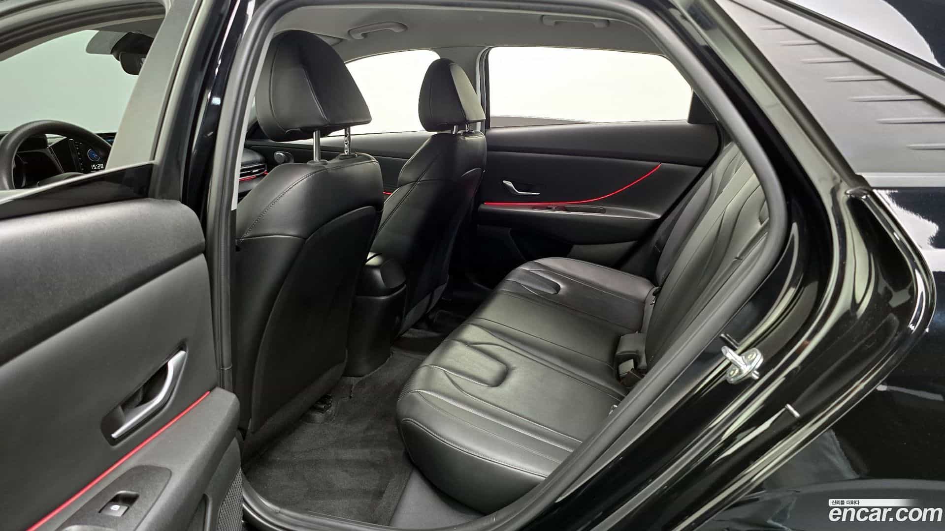 AVANTE Hyundai 2020.9-OPTION-016