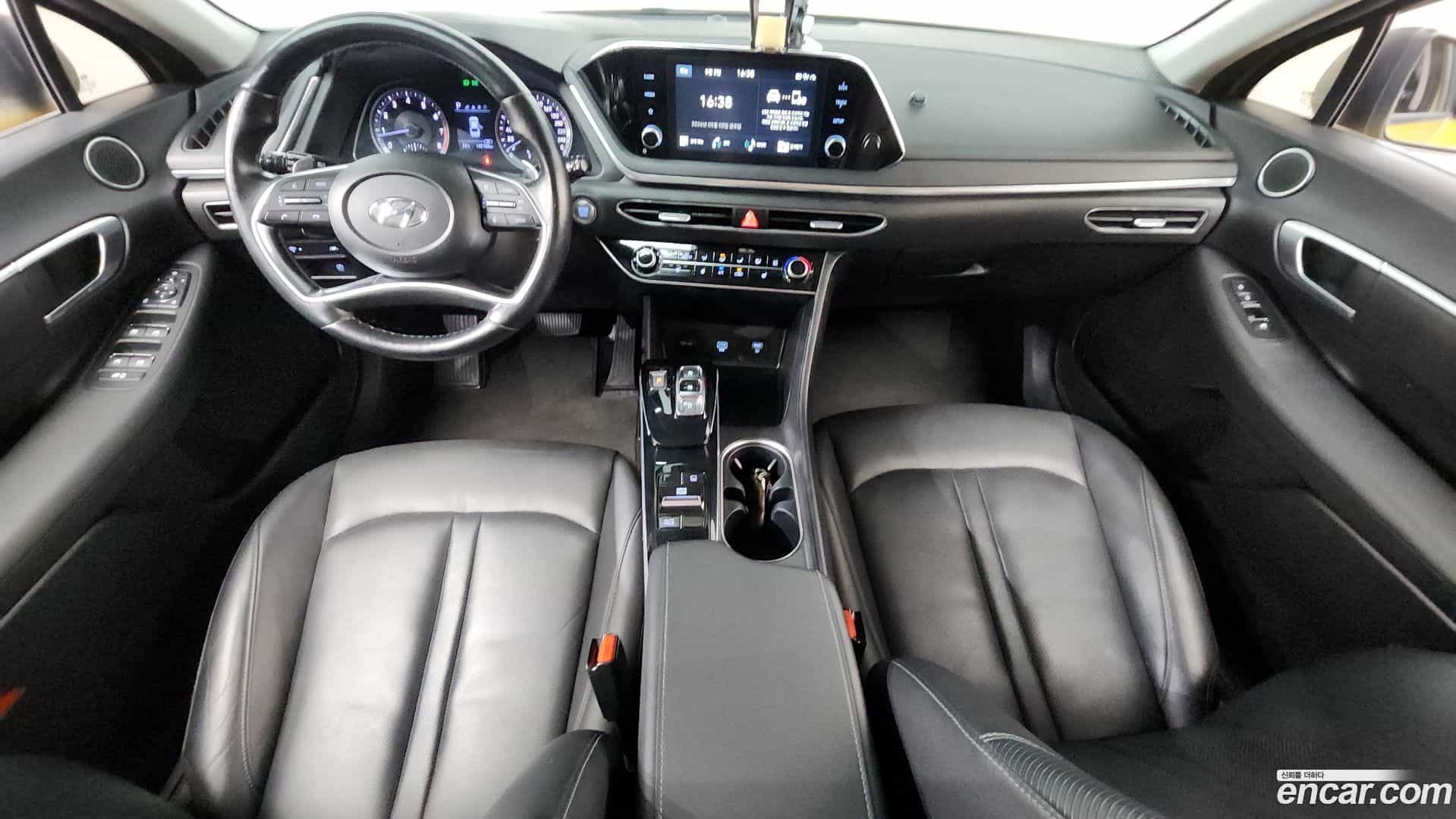 Sonata Hyundai 2019.4-INNER-007