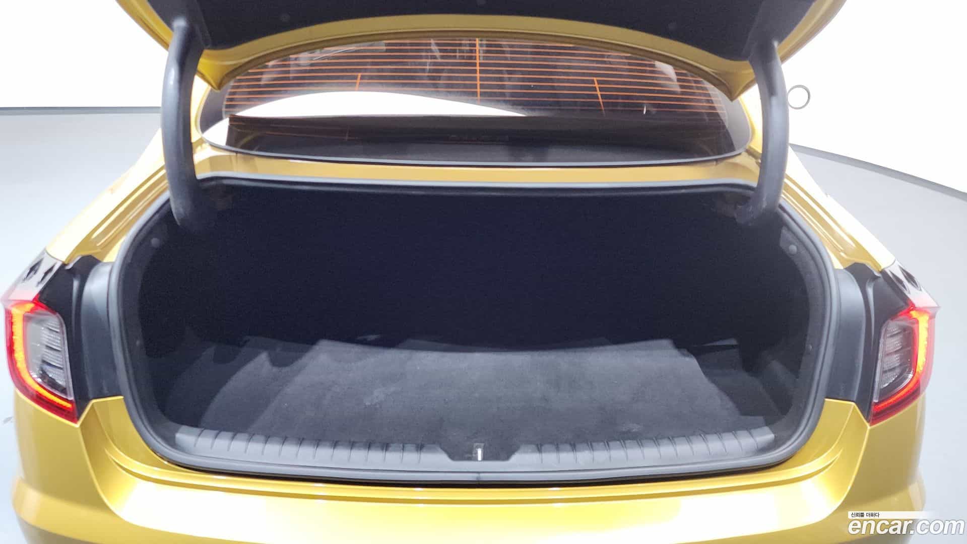 Sonata Hyundai 2019.4-OPTION-021