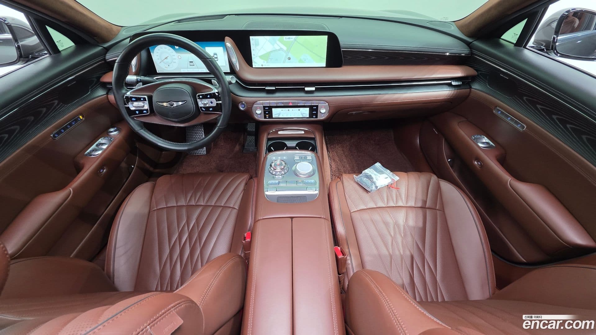 Main__Slider__Photo:G90 Genesis 2023.0-6