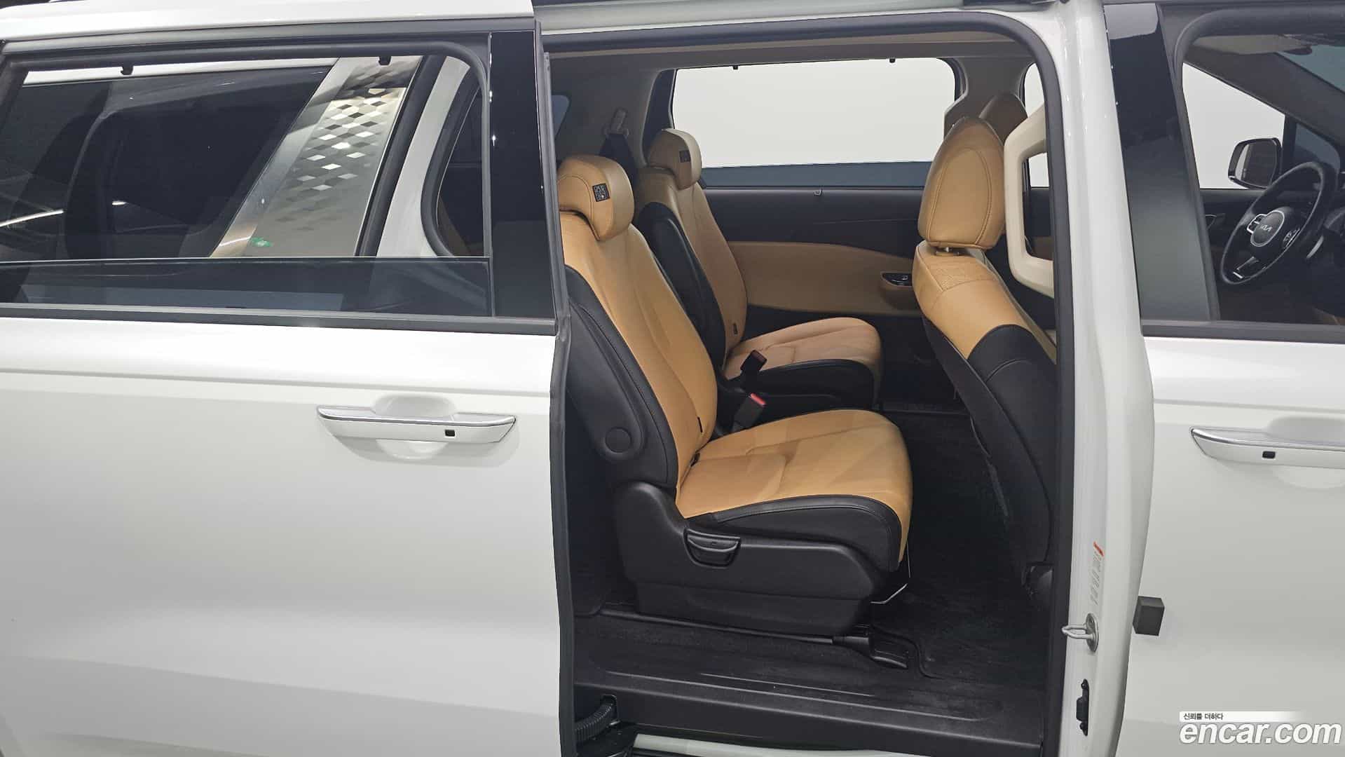 Canival Kia 2022.3-OPTION-015