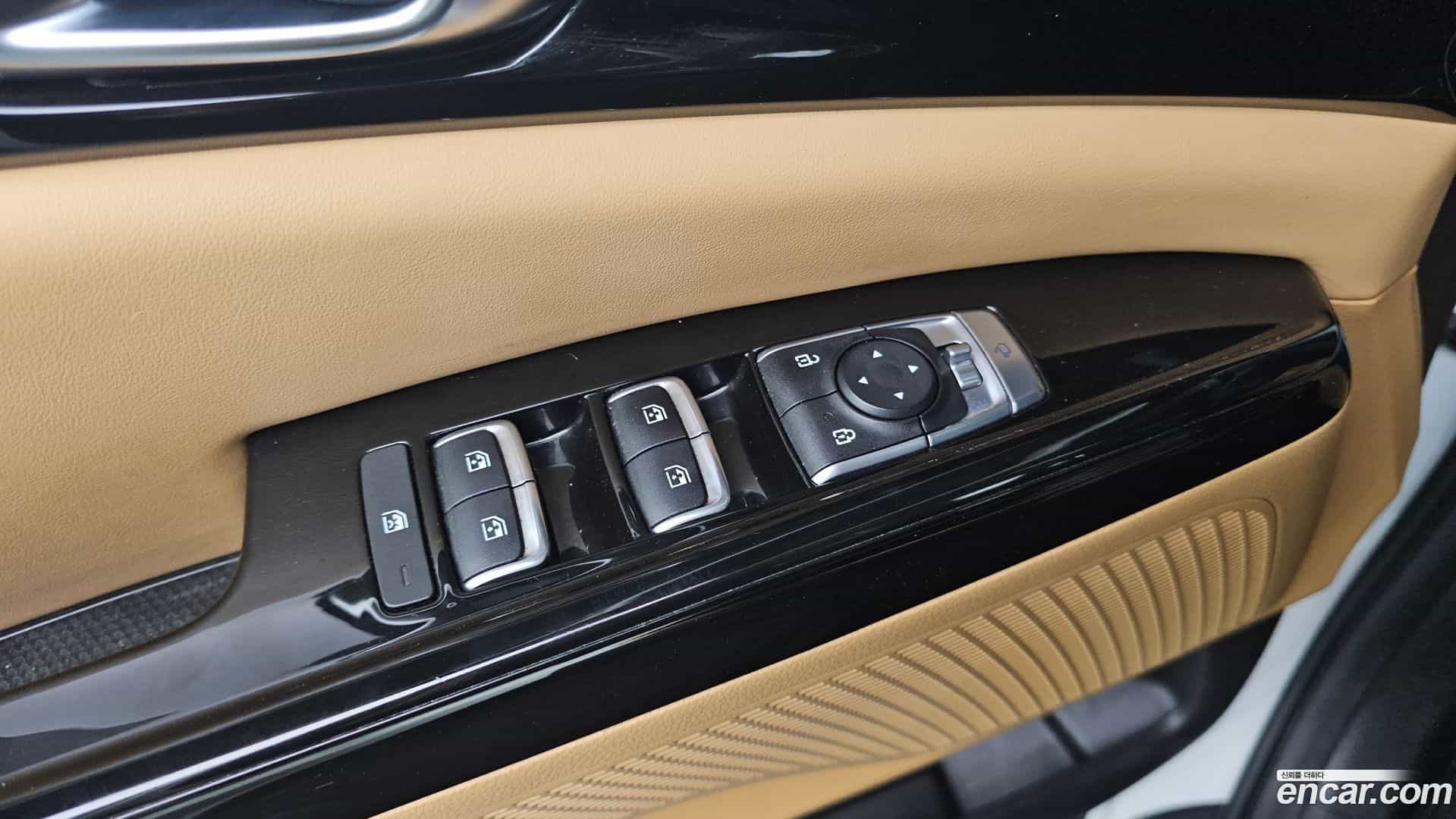 Canival Kia 2022.3-OPTION-042