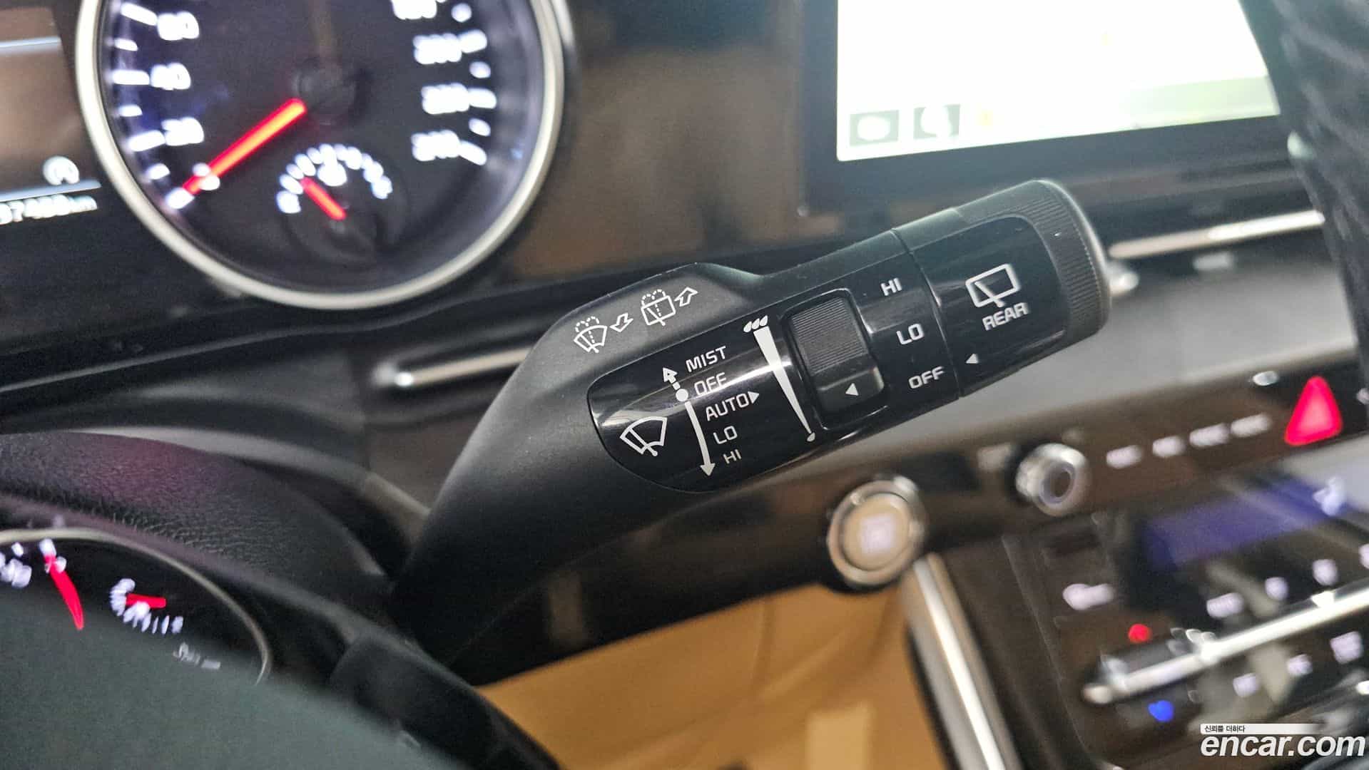 Canival Kia 2022.3-OPTION-044