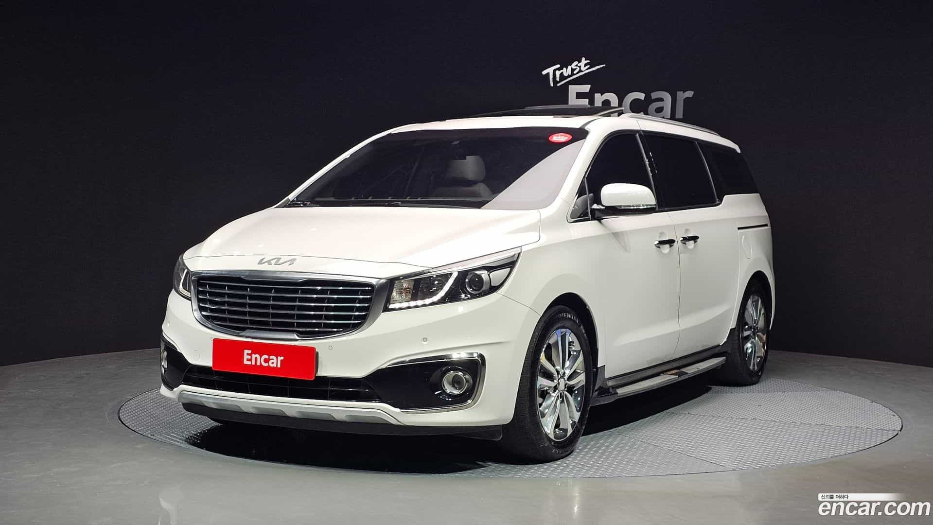 Canival Kia 2015.10-OUTER-001