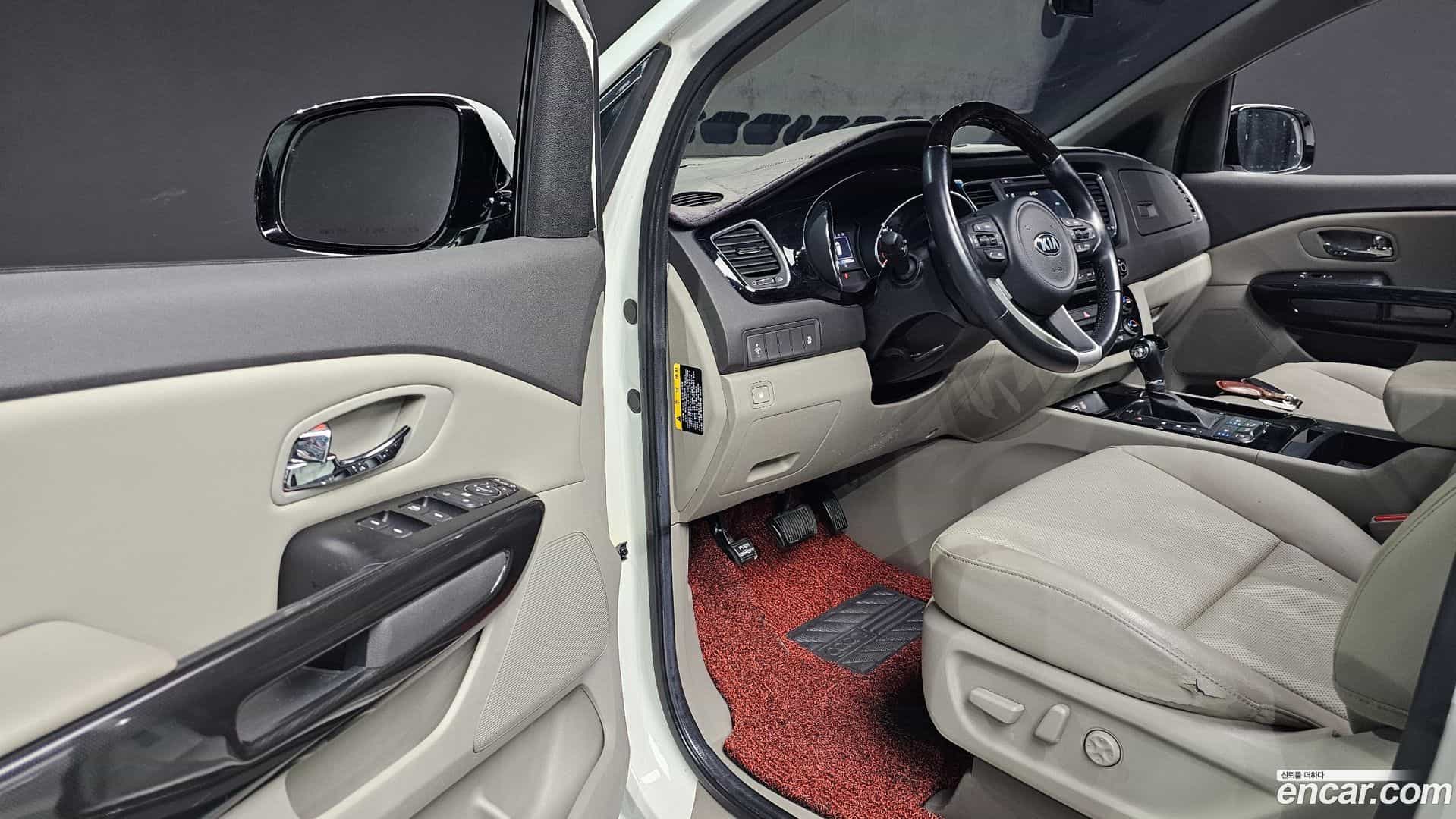 Canival Kia 2015.10-OPTION-016
