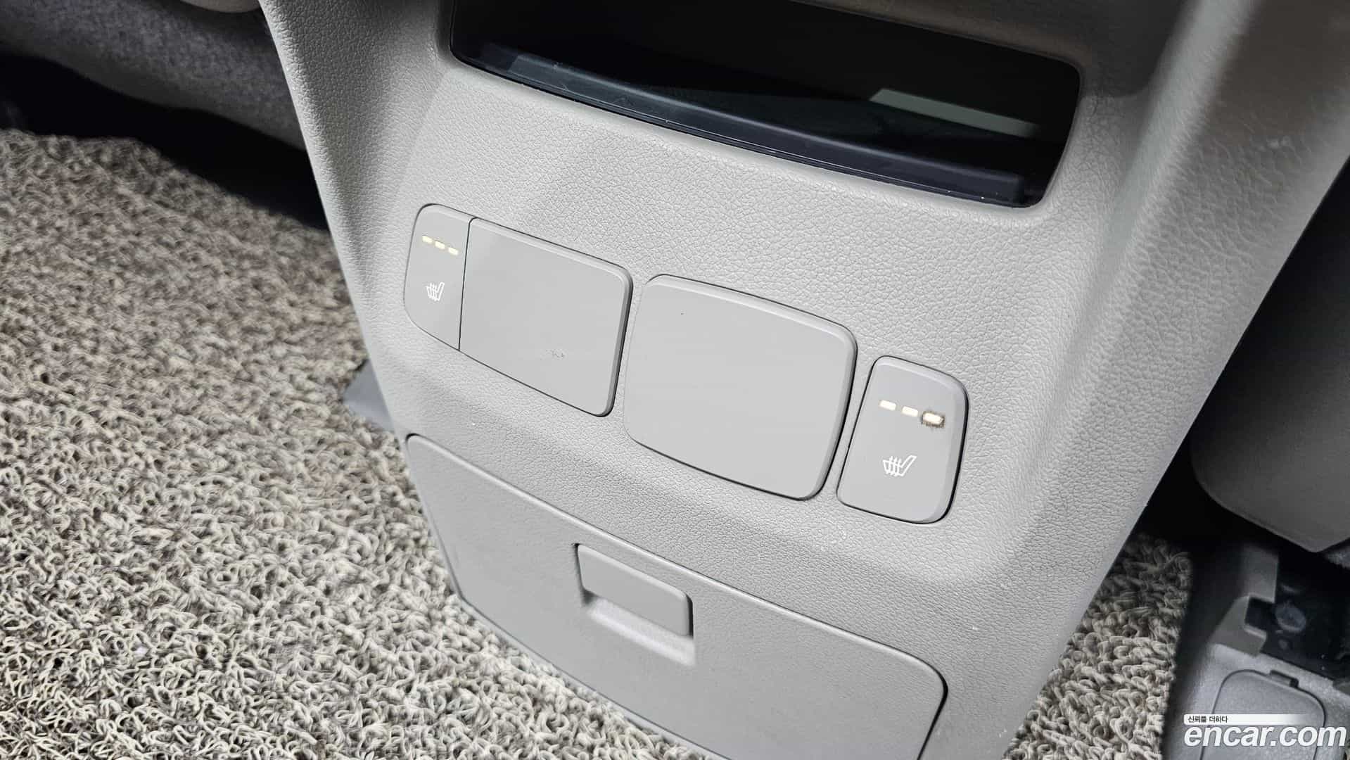 Canival Kia 2015.10-OPTION-022