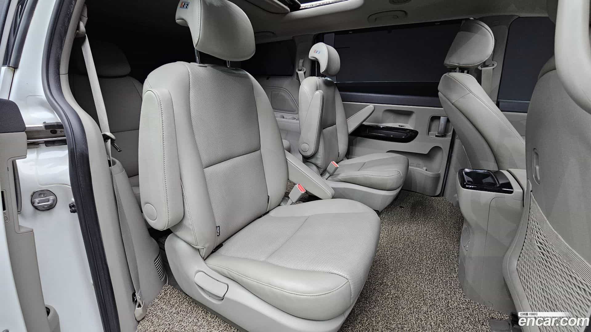 Canival Kia 2015.10-OPTION-023