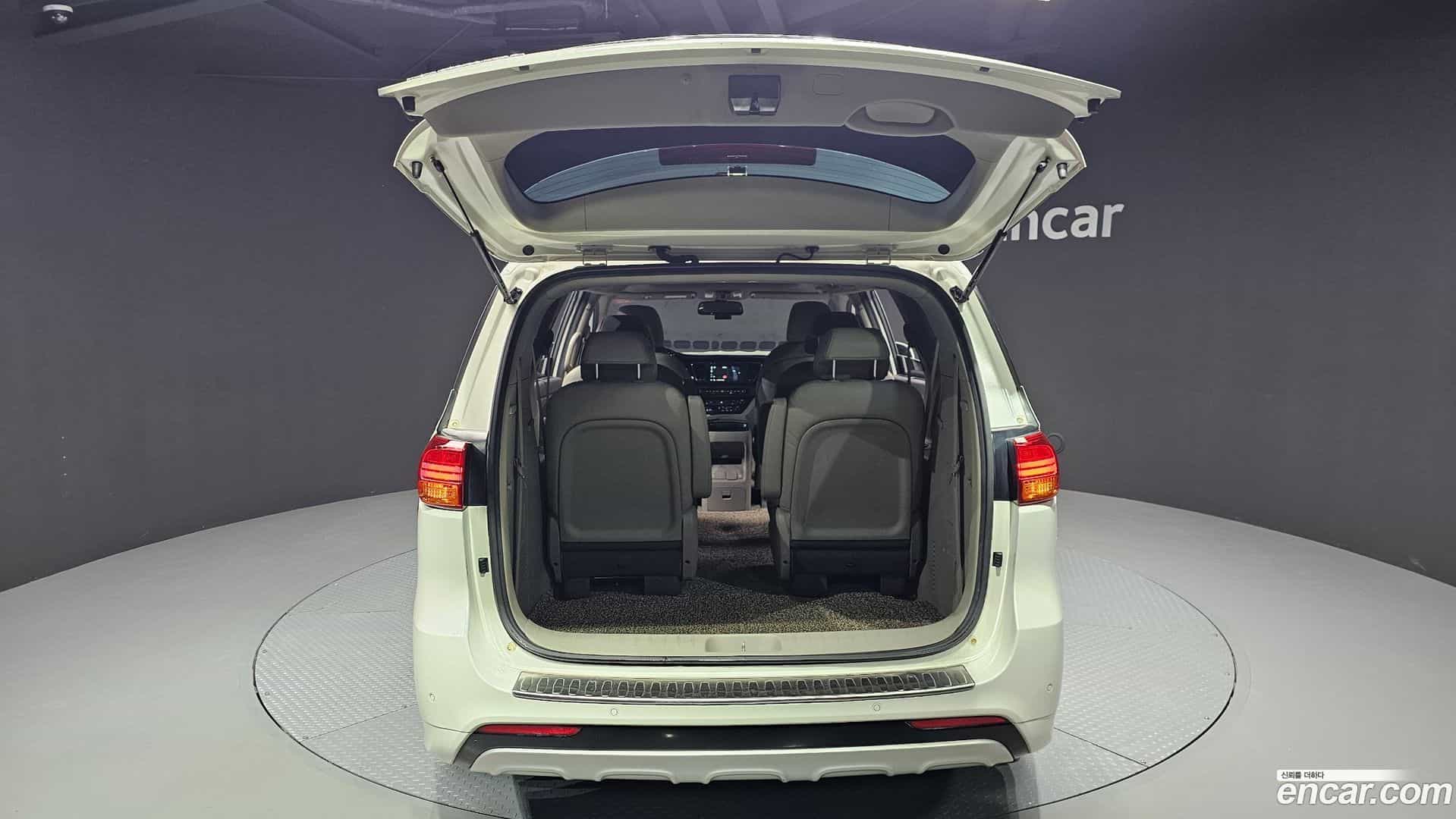 Canival Kia 2015.10-OPTION-024