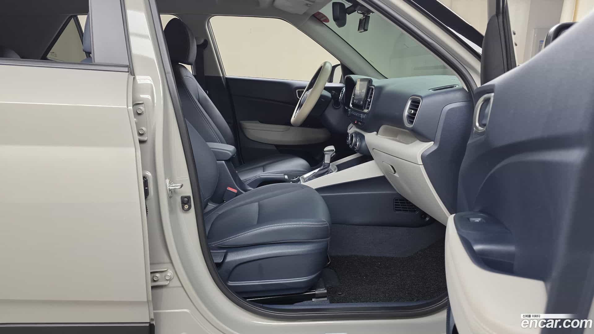 Venue Hyundai 2021.6-OPTION-015